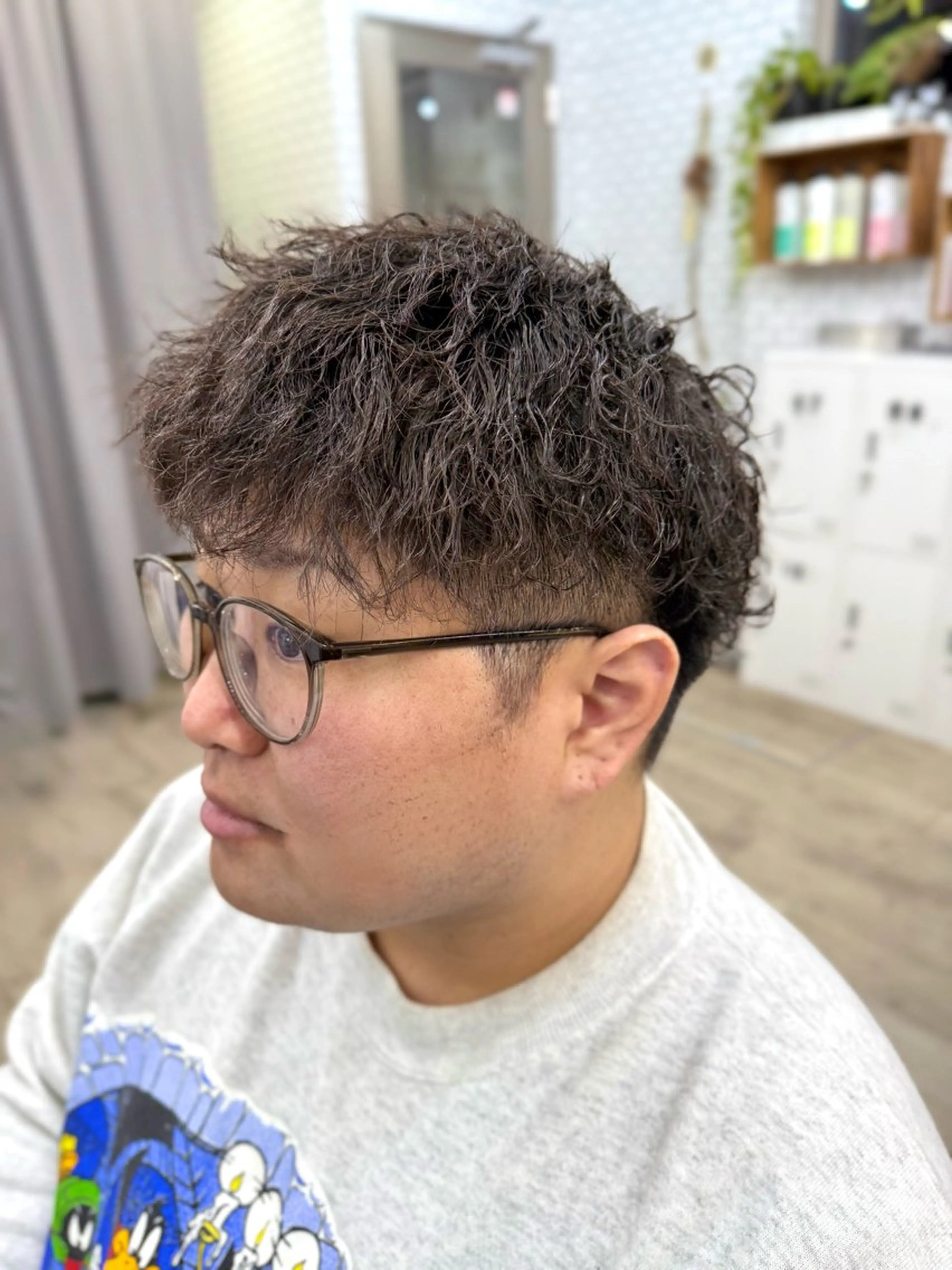 パーマ メンズ メンズパーマ ツイストスパイラルパーマ ツーブロック 刈り上げ スパイラルパーマ 森田稔將 大分No. 1メンズ特化美容師のヘアスタイル