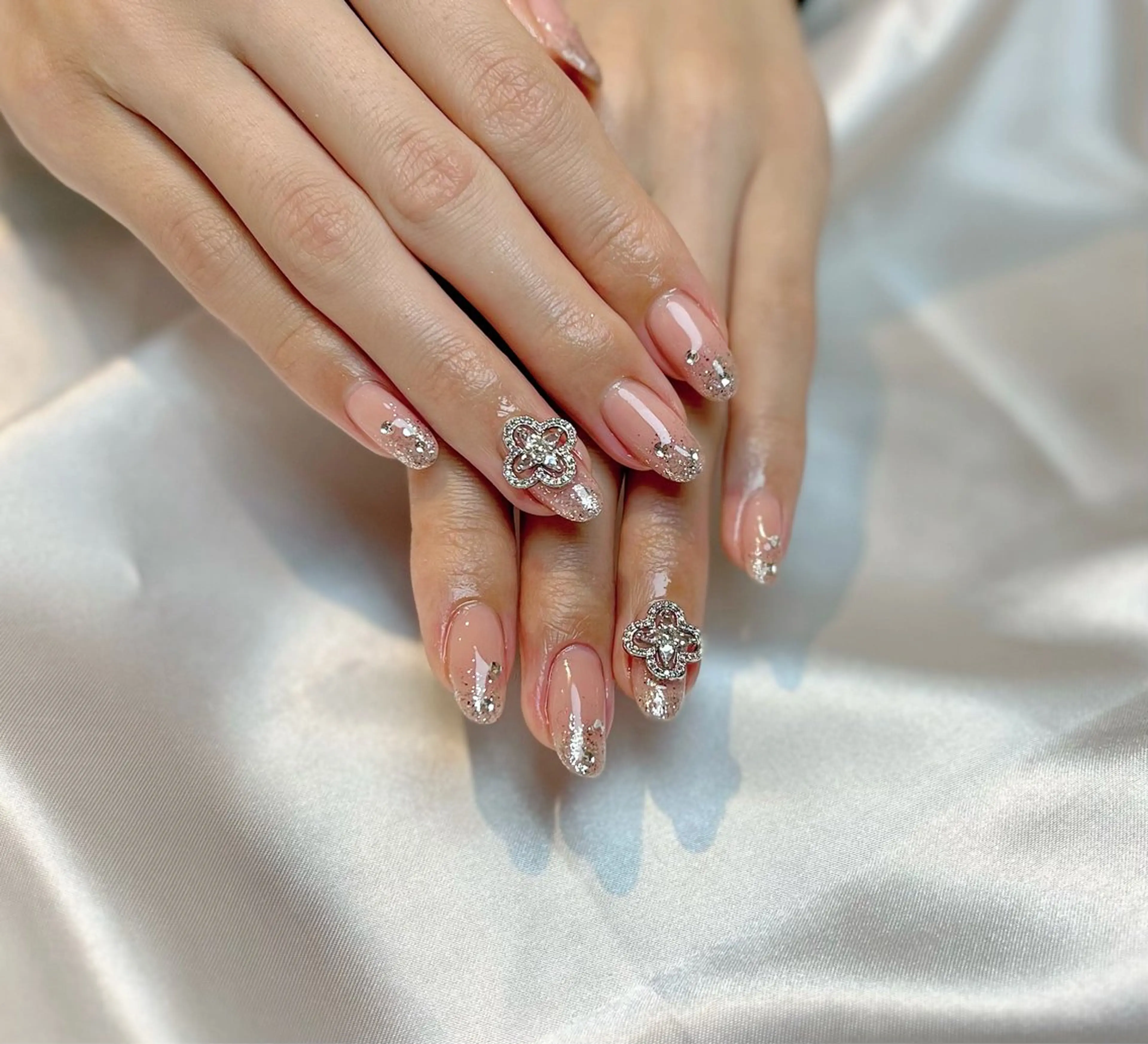 ネイル Lino+ ネイル&よもぎ蒸しのネイルデザイン