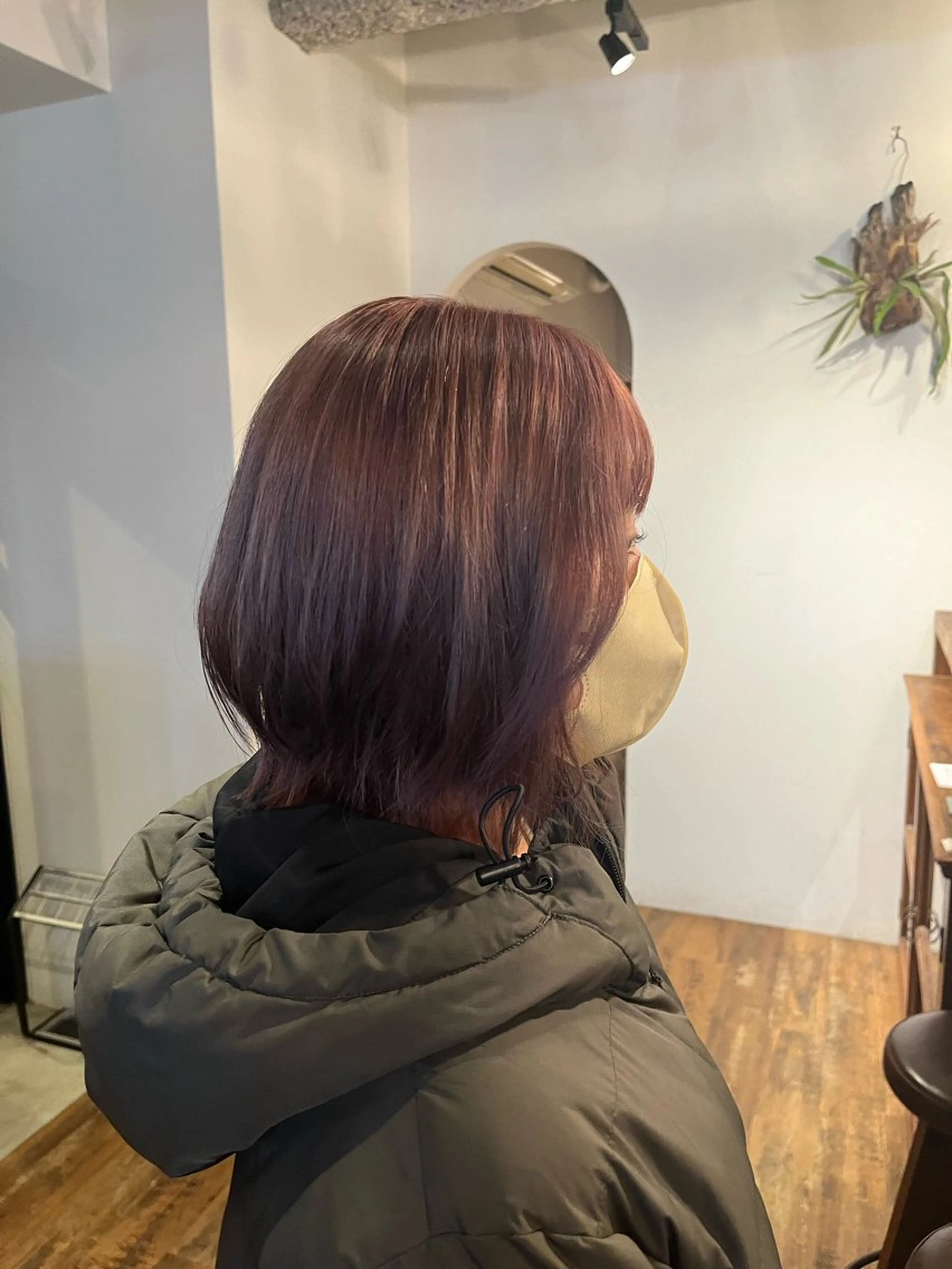 ショート カラー あかね 髪質改善ストレートのヘアスタイル