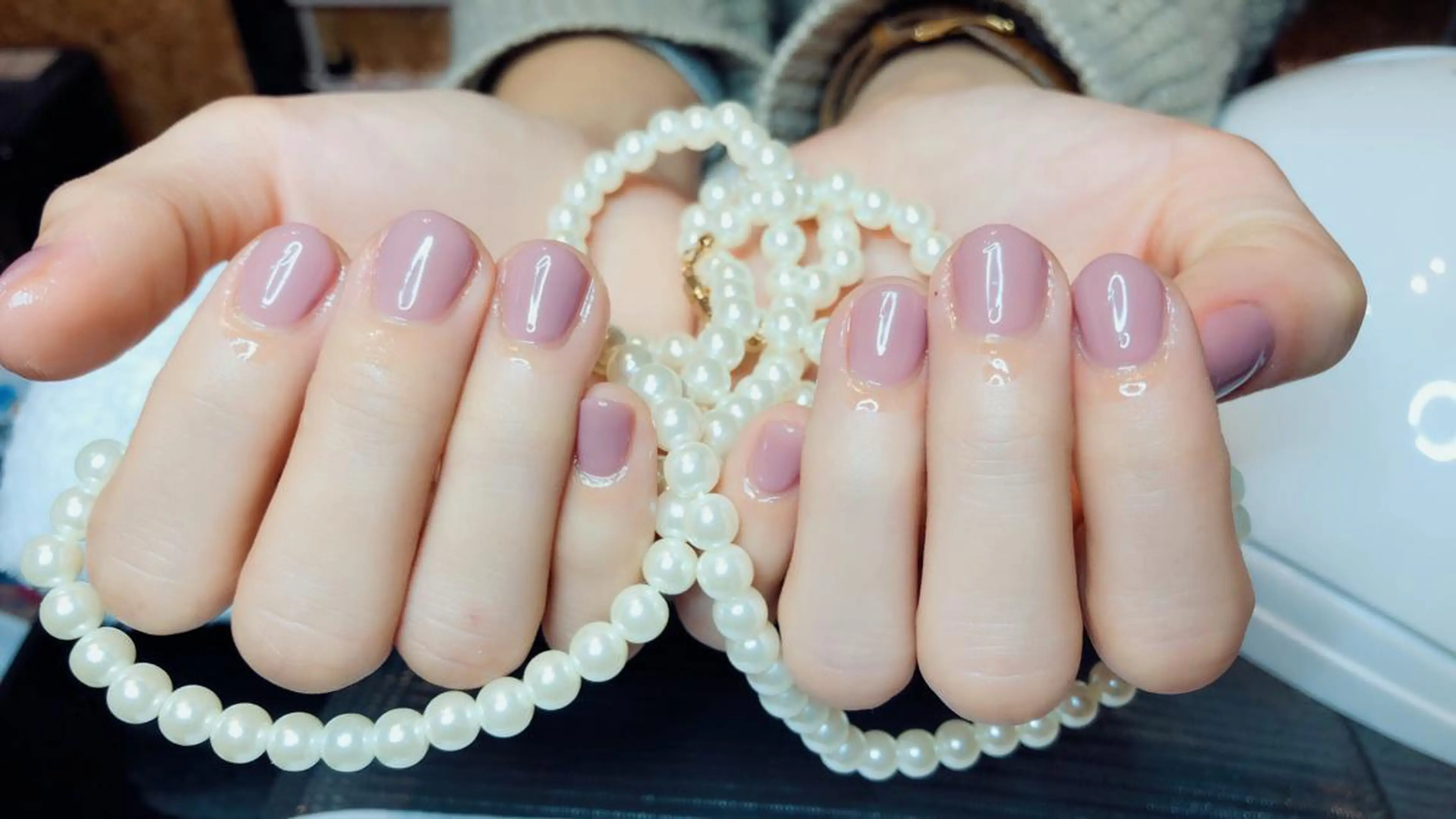 ミディアム ネイル ハンドネイル 長さ出し専門 nynaのネイルデザイン