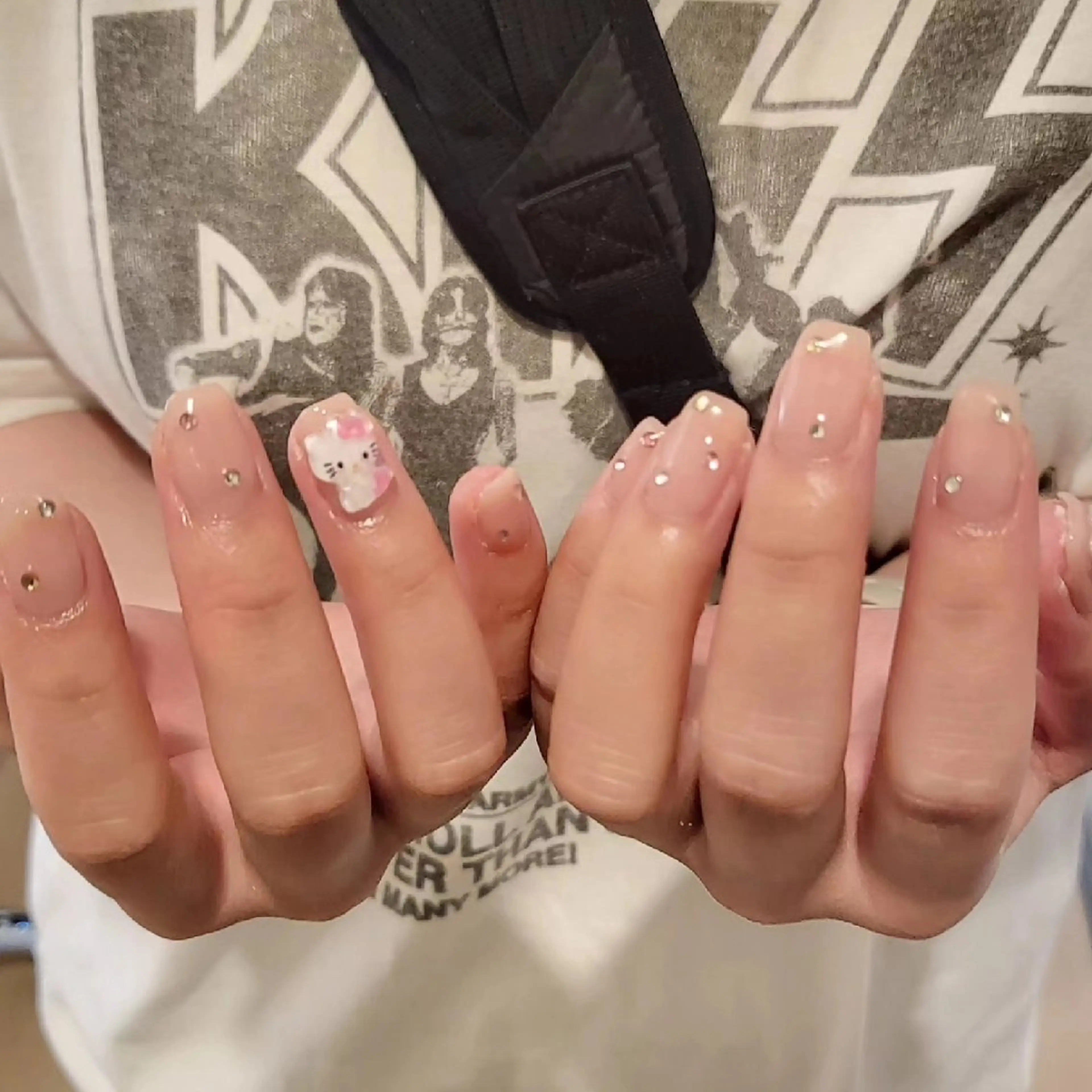 ネイル ハンドネイル フットネイル ハンドケア ChouChou  NAILSALONのネイルデザイン