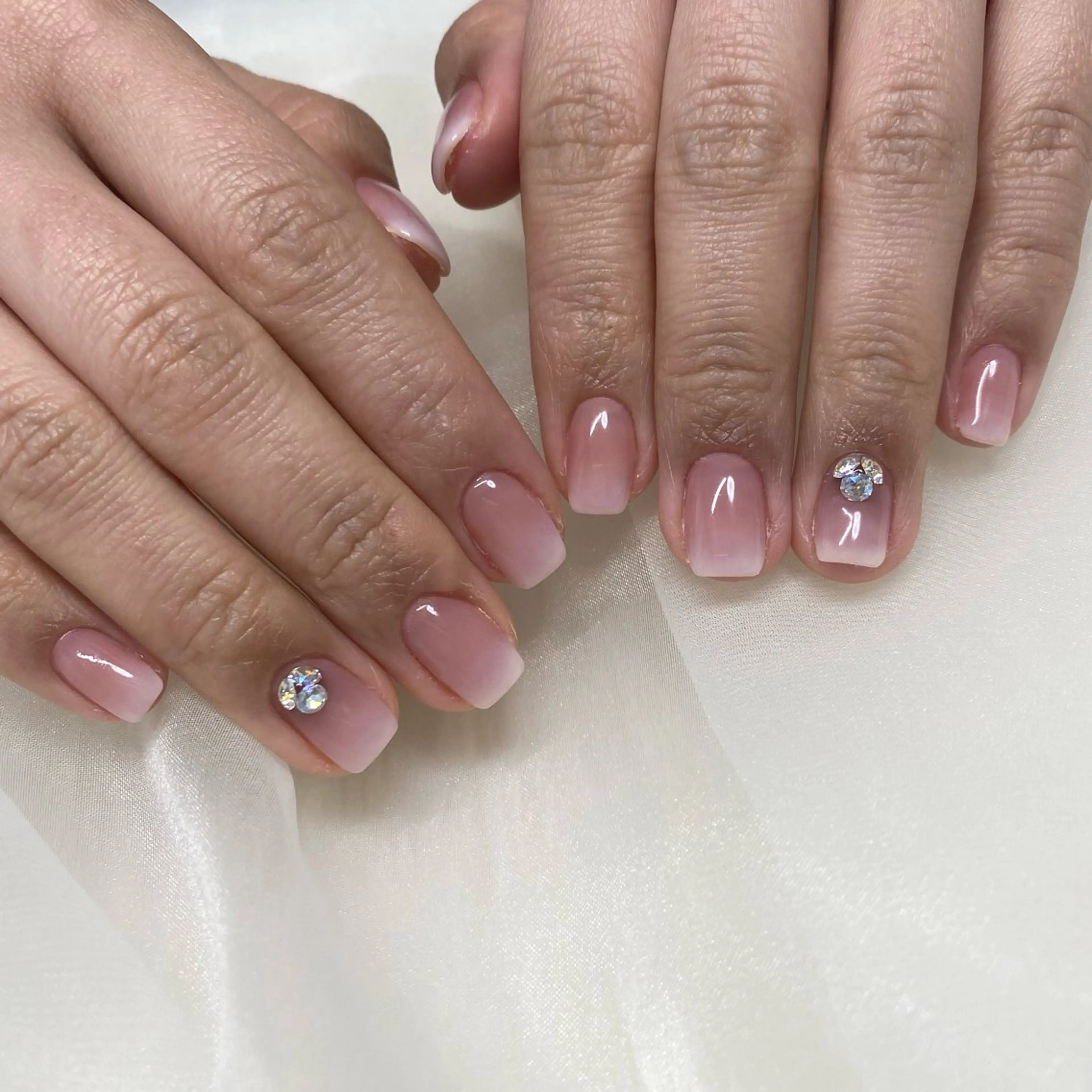 ネイル ストーンネイル ハンドネイル claire_ rie.のネイルデザイン