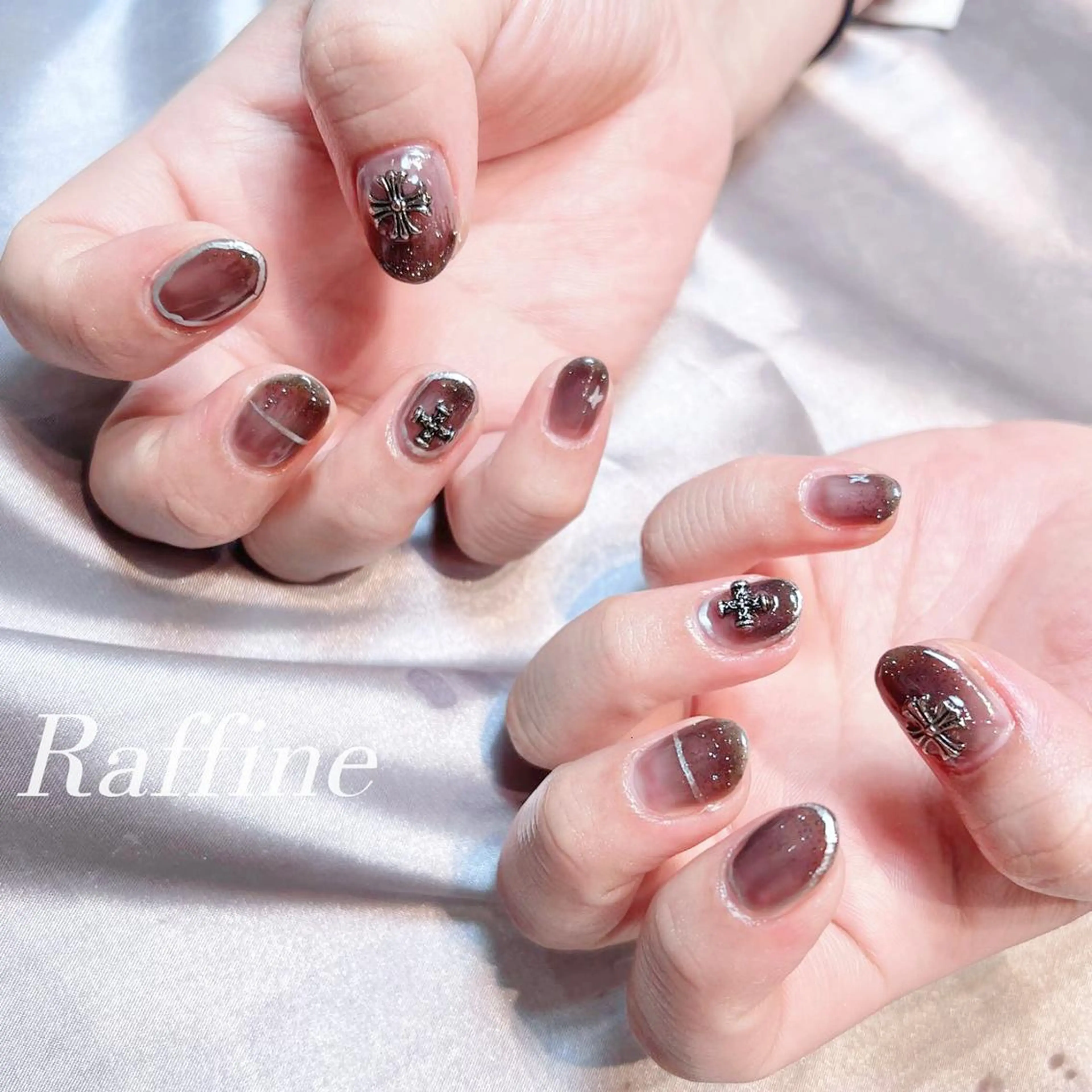 ネイル RAFFINE 月🦋🩵のネイルデザイン