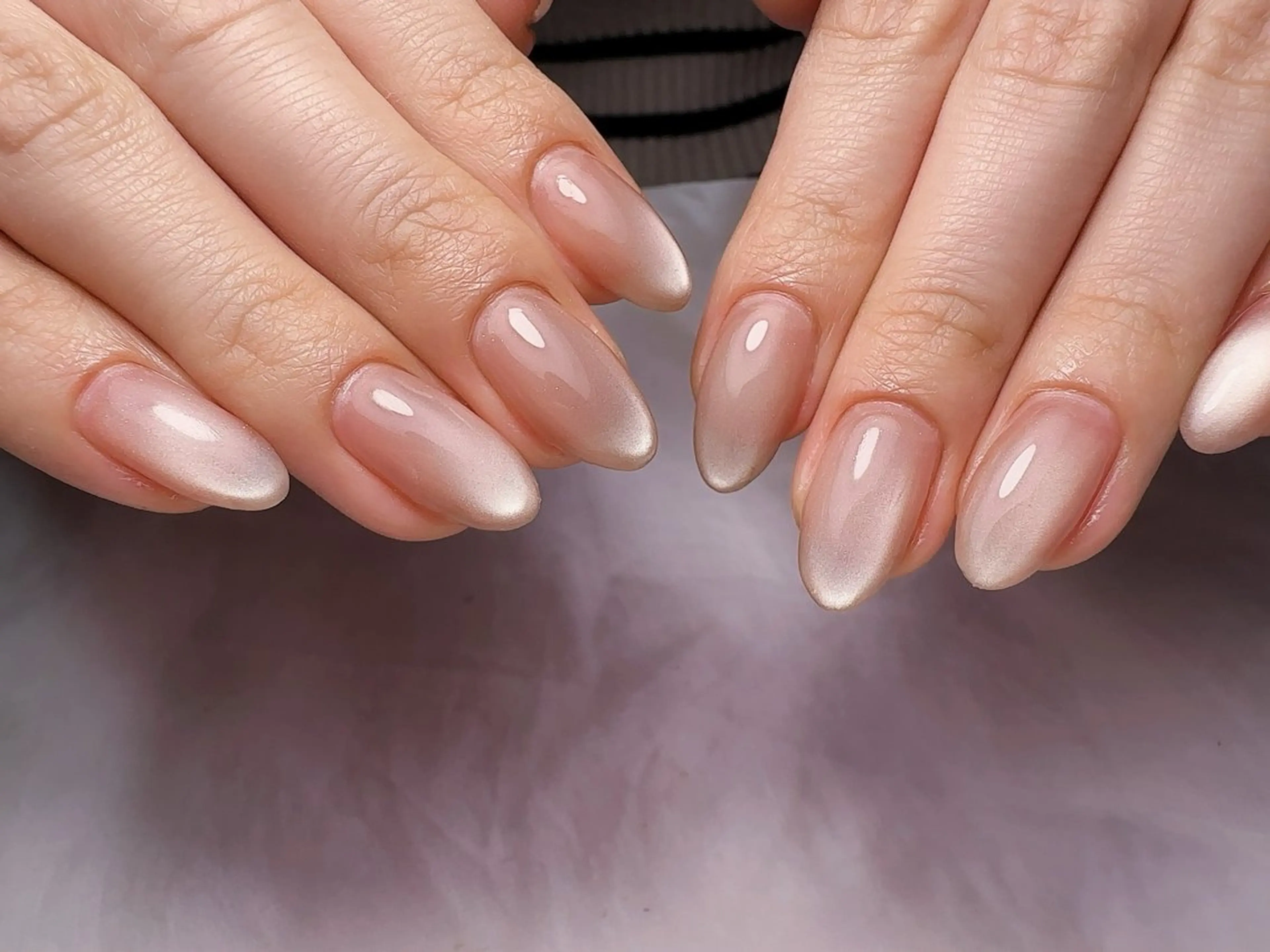 ネイル 氷ネイル・うるうるネイル マグネットネイル シンプルネイル ハンドネイル nail happiness.のネイルデザイン