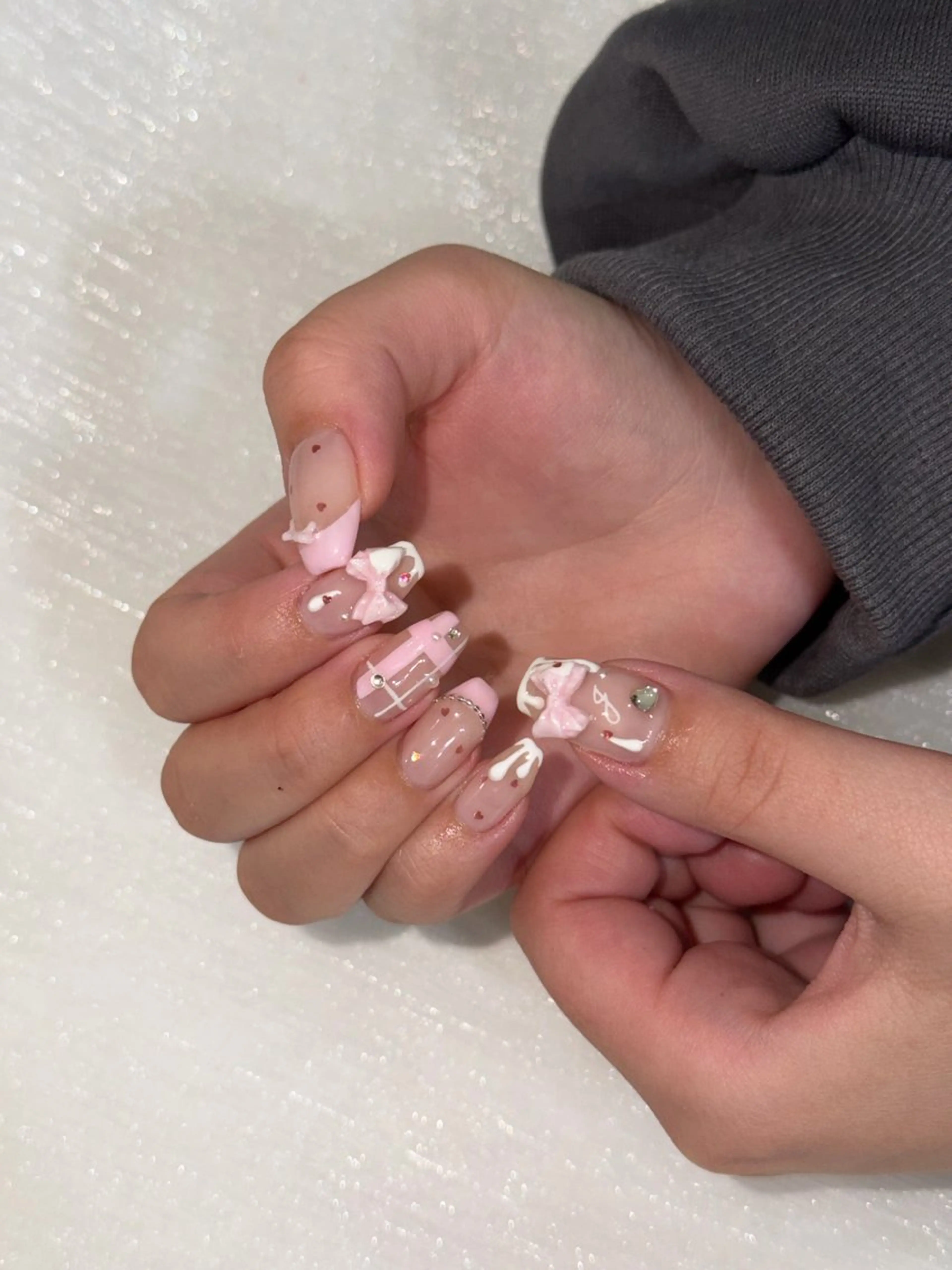 ネイル バレンタイン ハンドネイル elfia nailstudio所属・tamaki araiのネイルデザイン