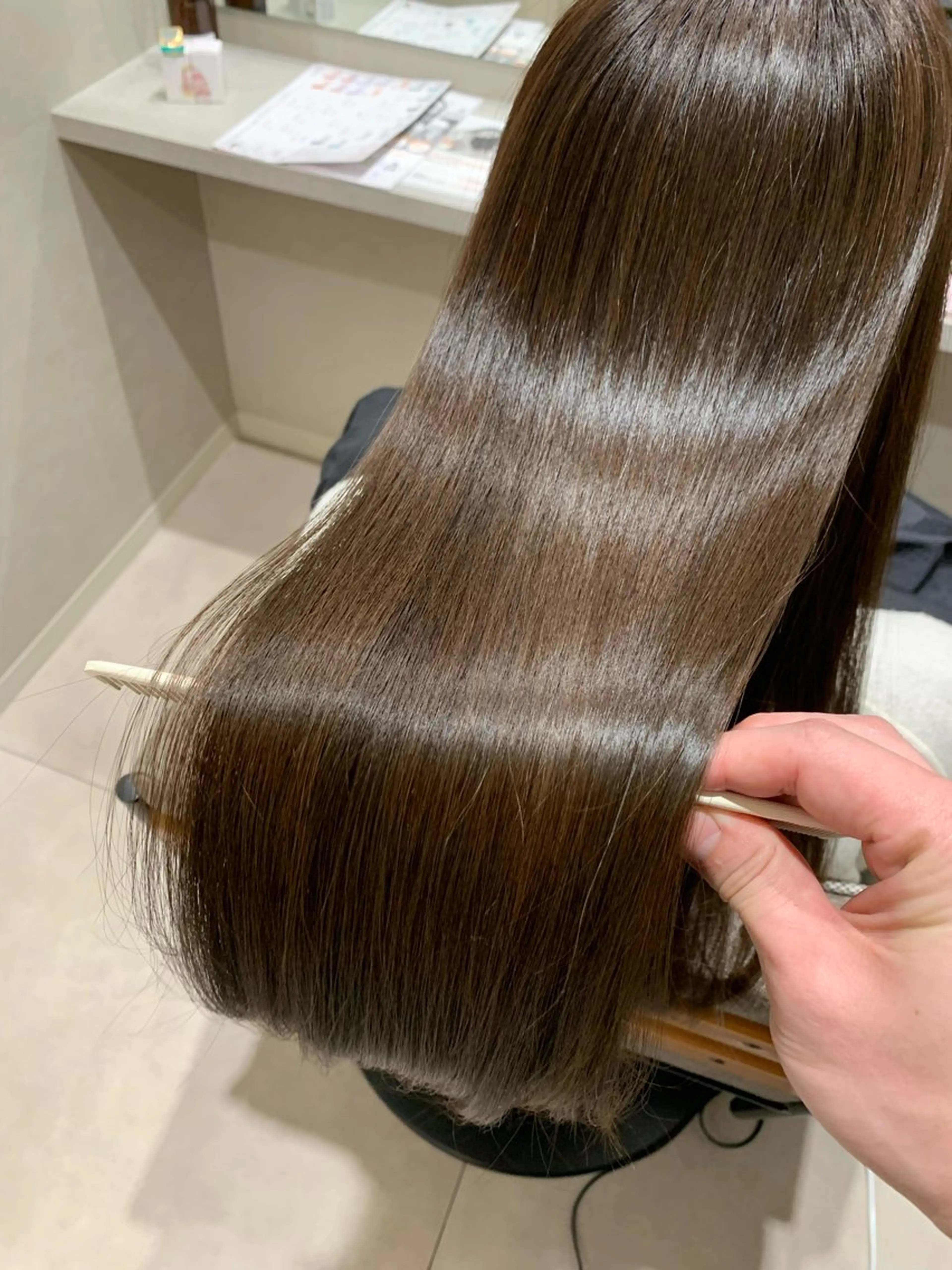 ロング カット ヘアカラー 縮毛矯正 newiネウィ _naoのヘアスタイル