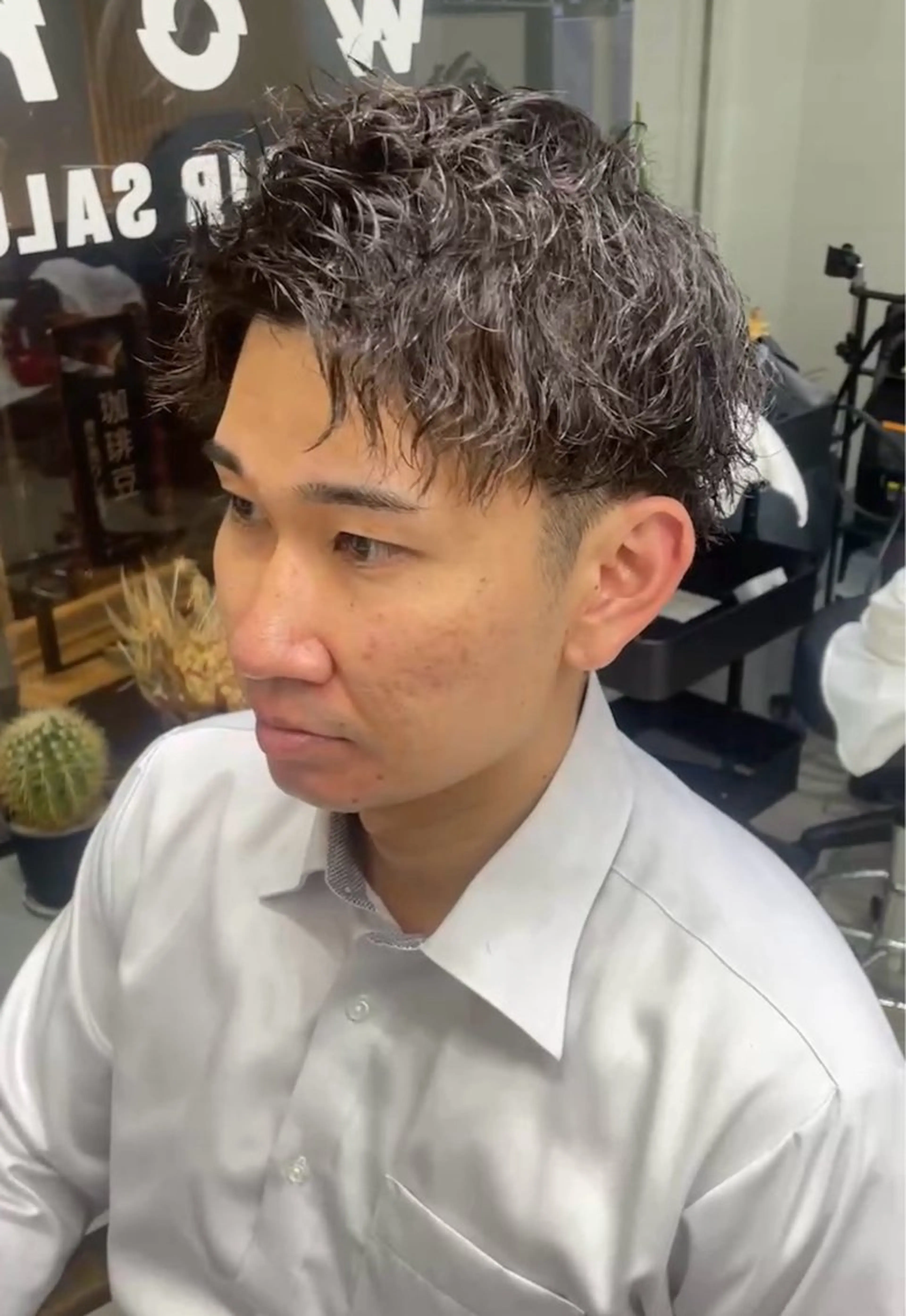 ショート パーマ メンズ カット パーマ メンズ専門サロン wokeのヘアスタイル