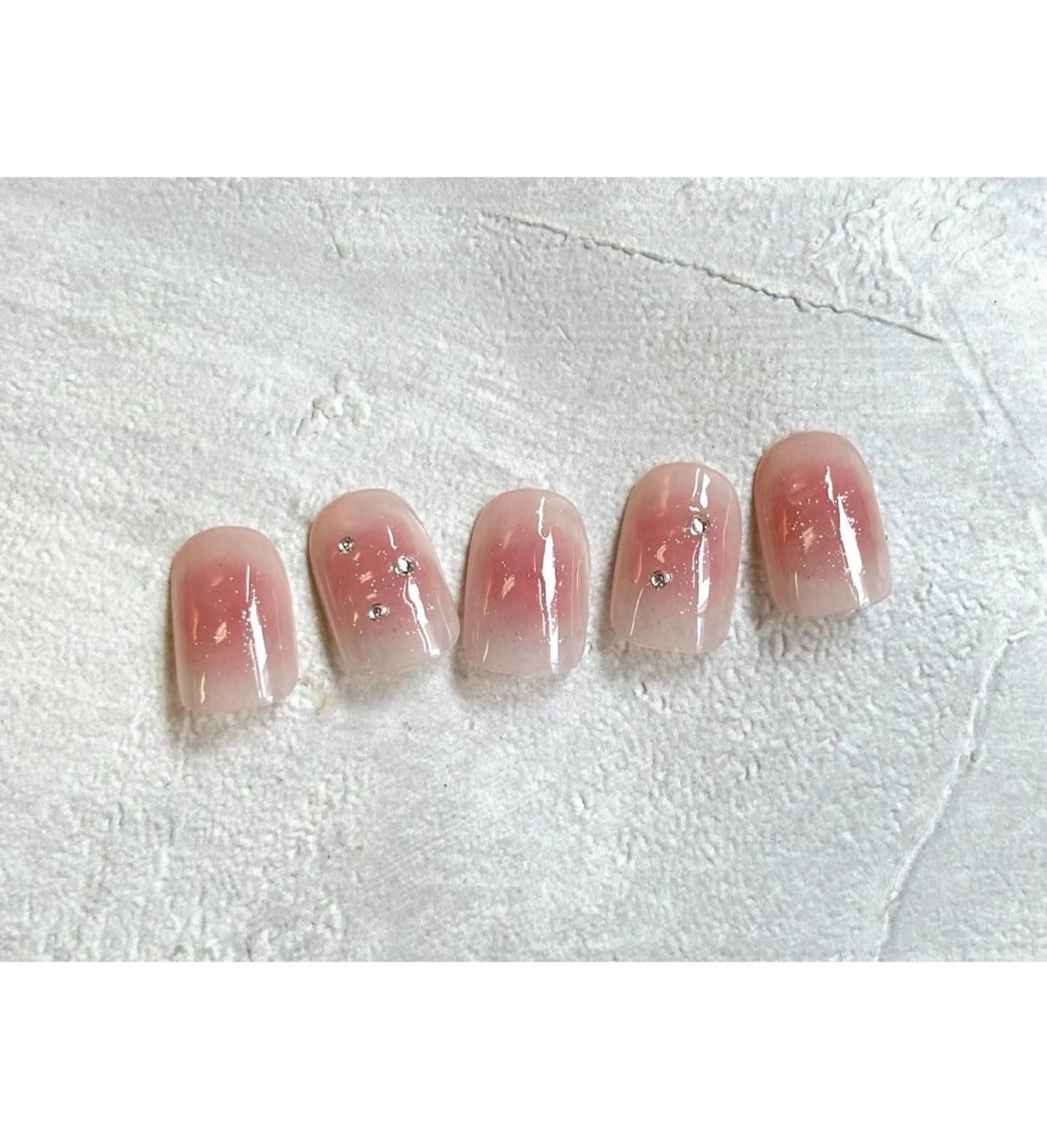 ネイル KUROIWA KAORIのネイルデザイン