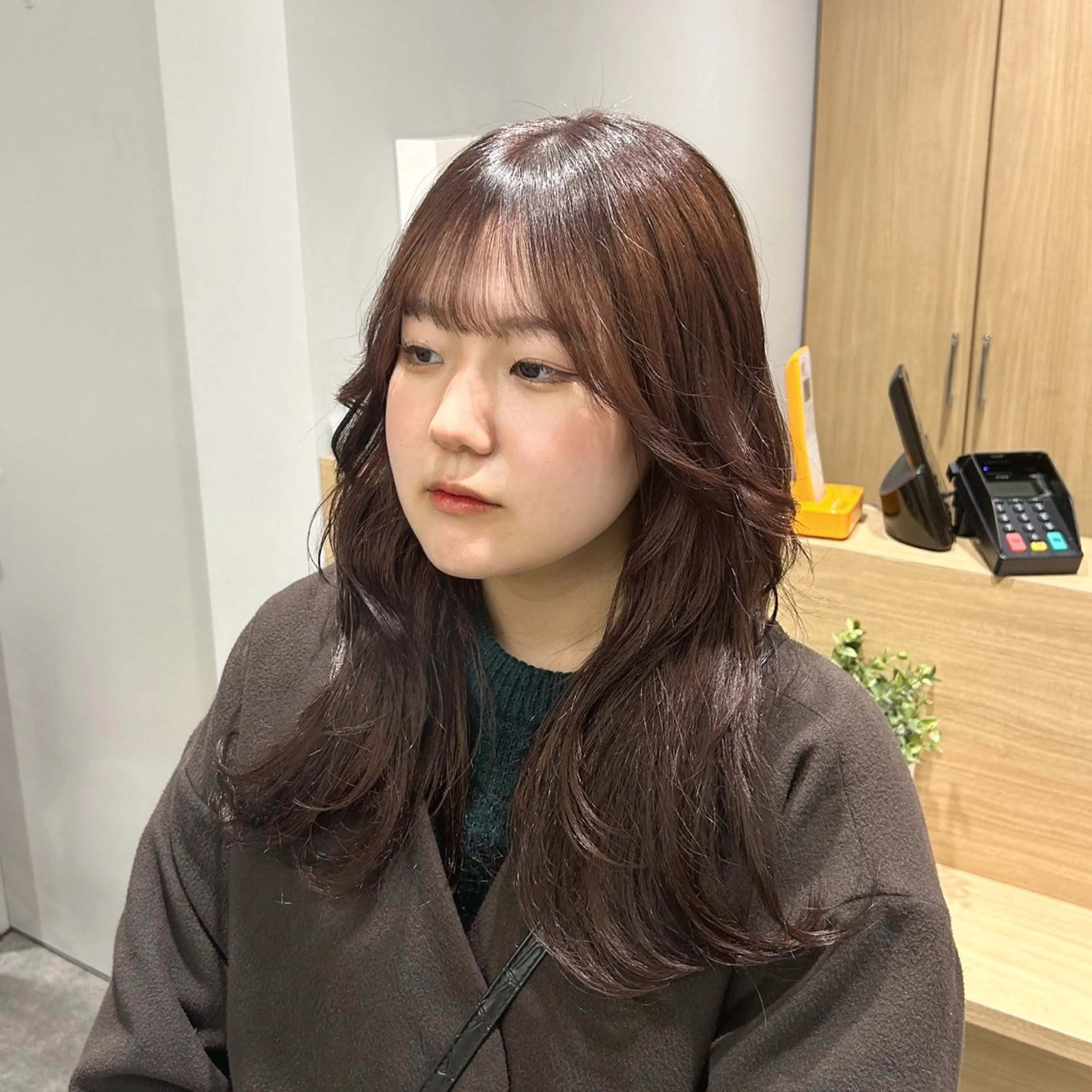 ロング カラー ブラウンカラー ピンクカラー ピンクブラウン Lien by kiitos所属・韓国ヘア×レイヤー カット/上田丈也のヘアスタイル