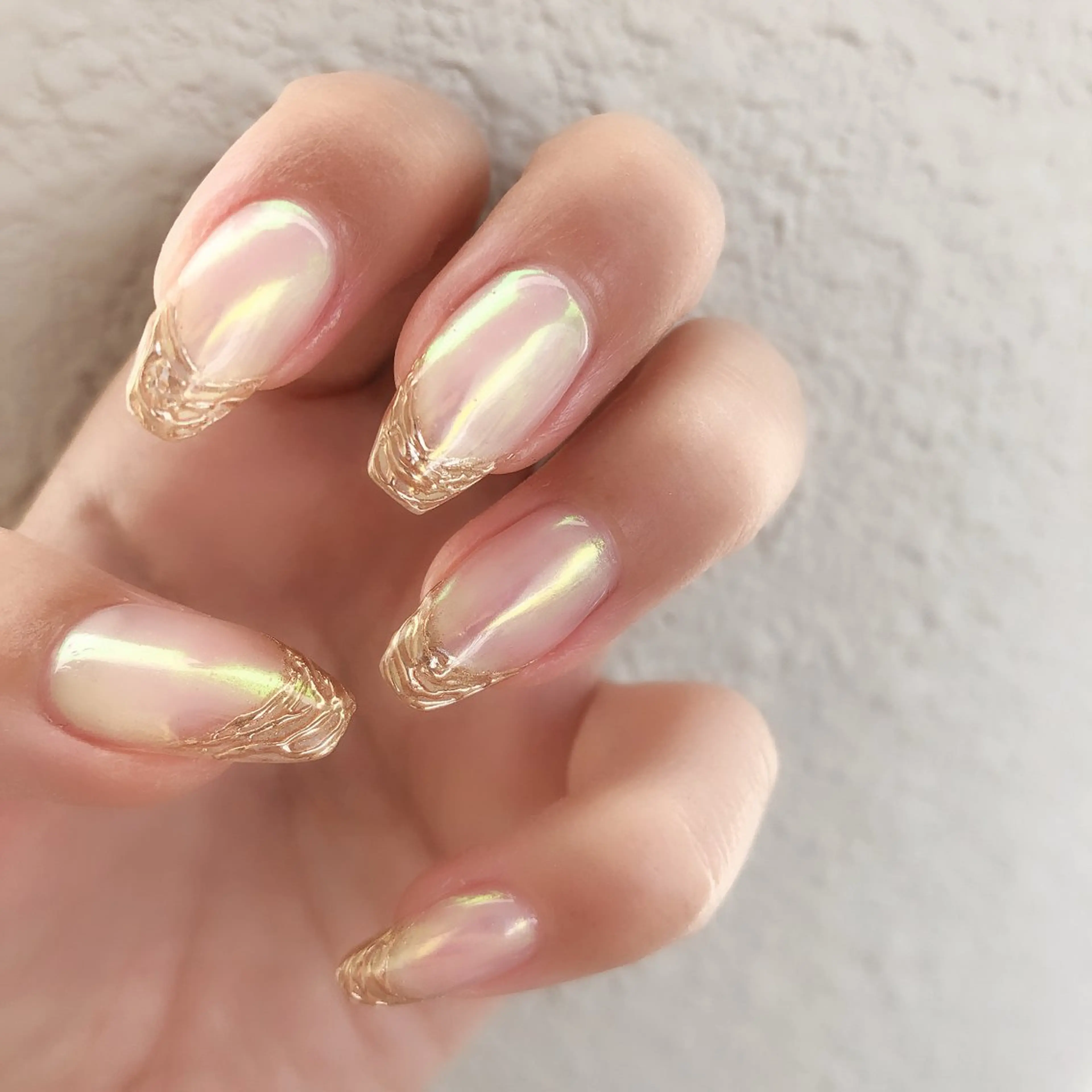 ネイル オーロラネイル nailsalon mionのネイルデザイン