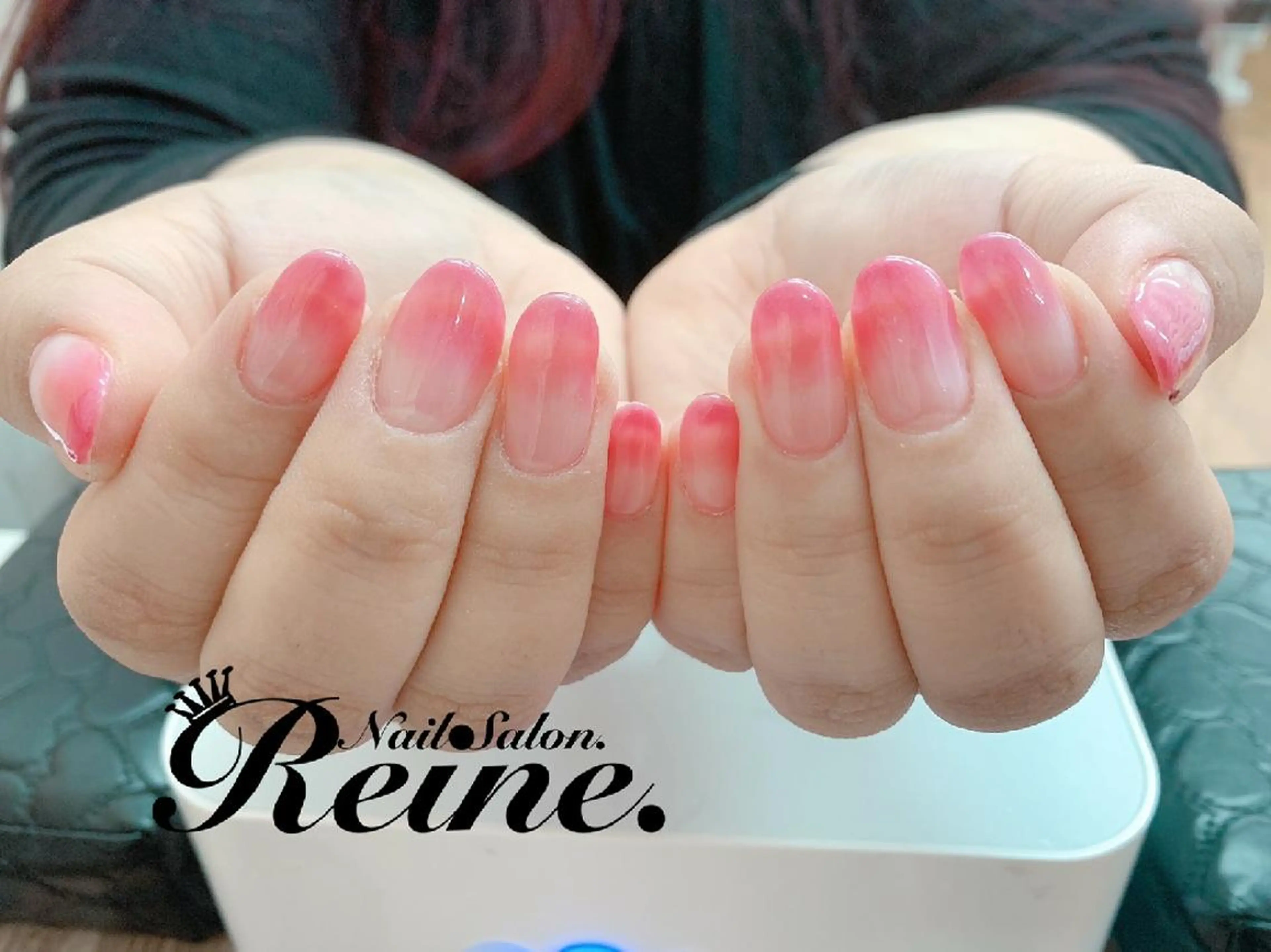 ネイル グラデーション Nailsalon Reine所属・玉栄 伶奈のネイルデザイン