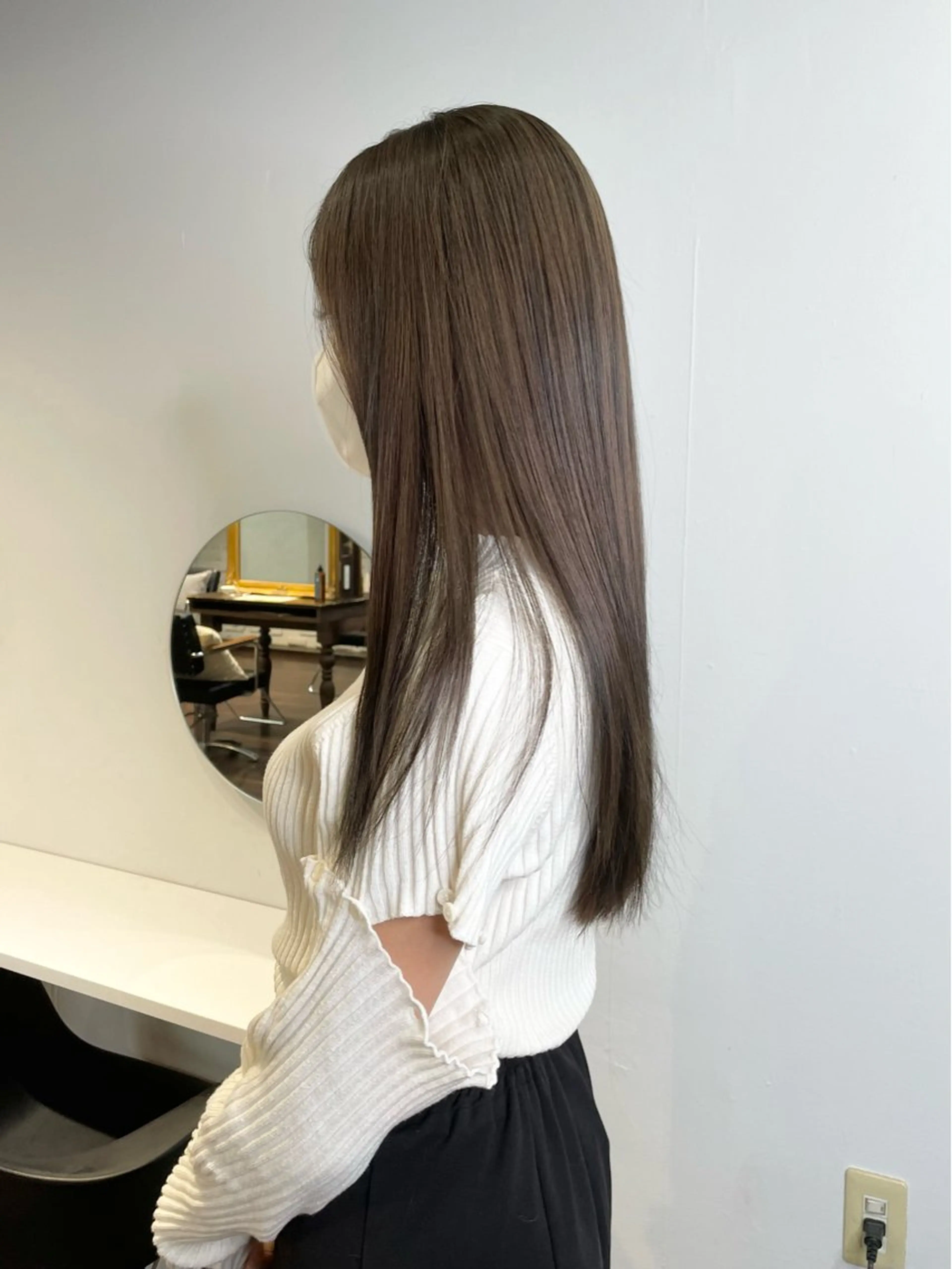 ロング カラー ヘアアレンジ アッシュ ベージュカラー ブリーチ 透明感カラー ダブルカラー カット ヘアカラー トリートメント maoブリーチ無し 似合わせカラーのヘアスタイル