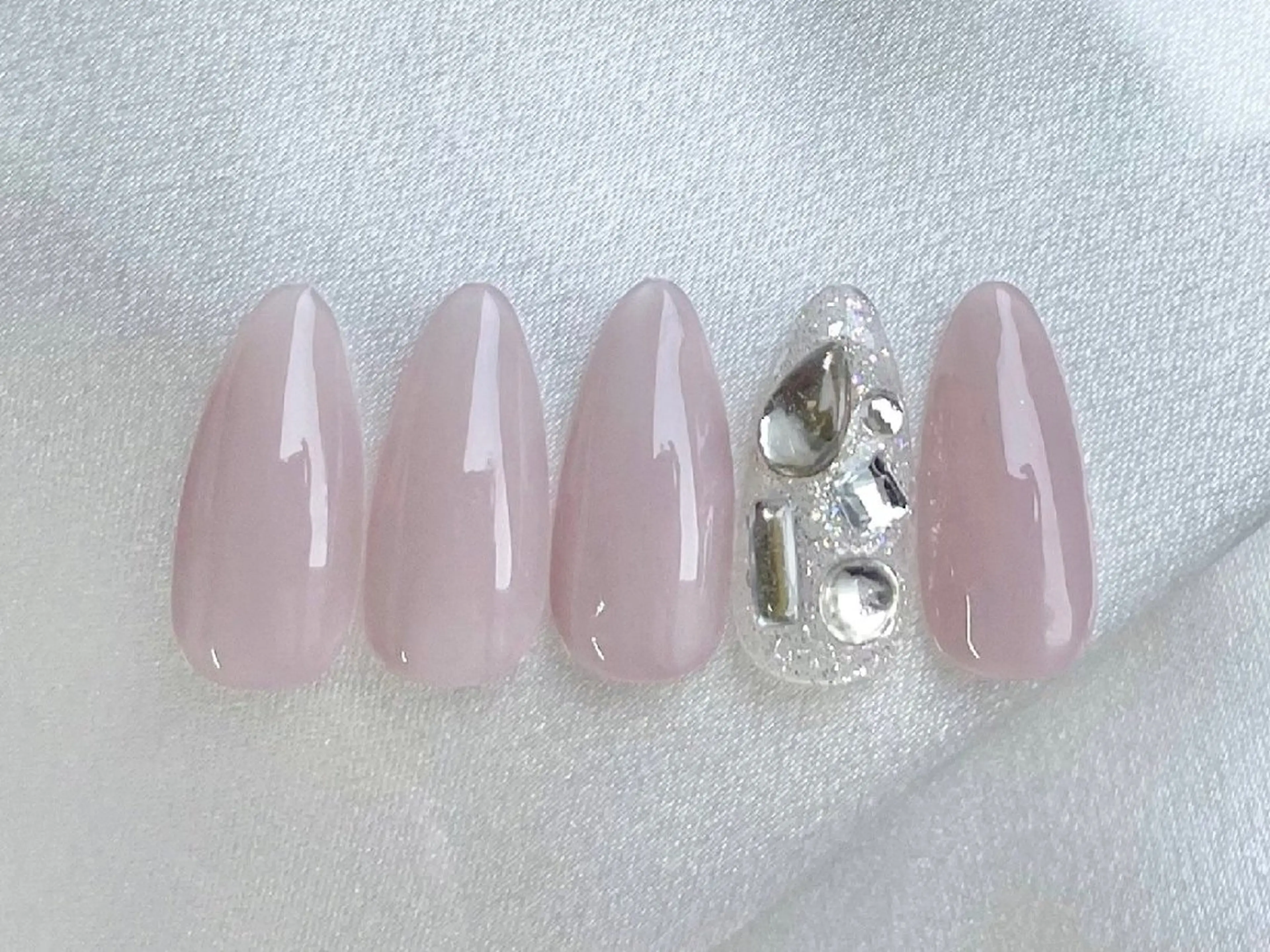 ネイル ハンドネイル Nailsalon Graciasのネイルデザイン