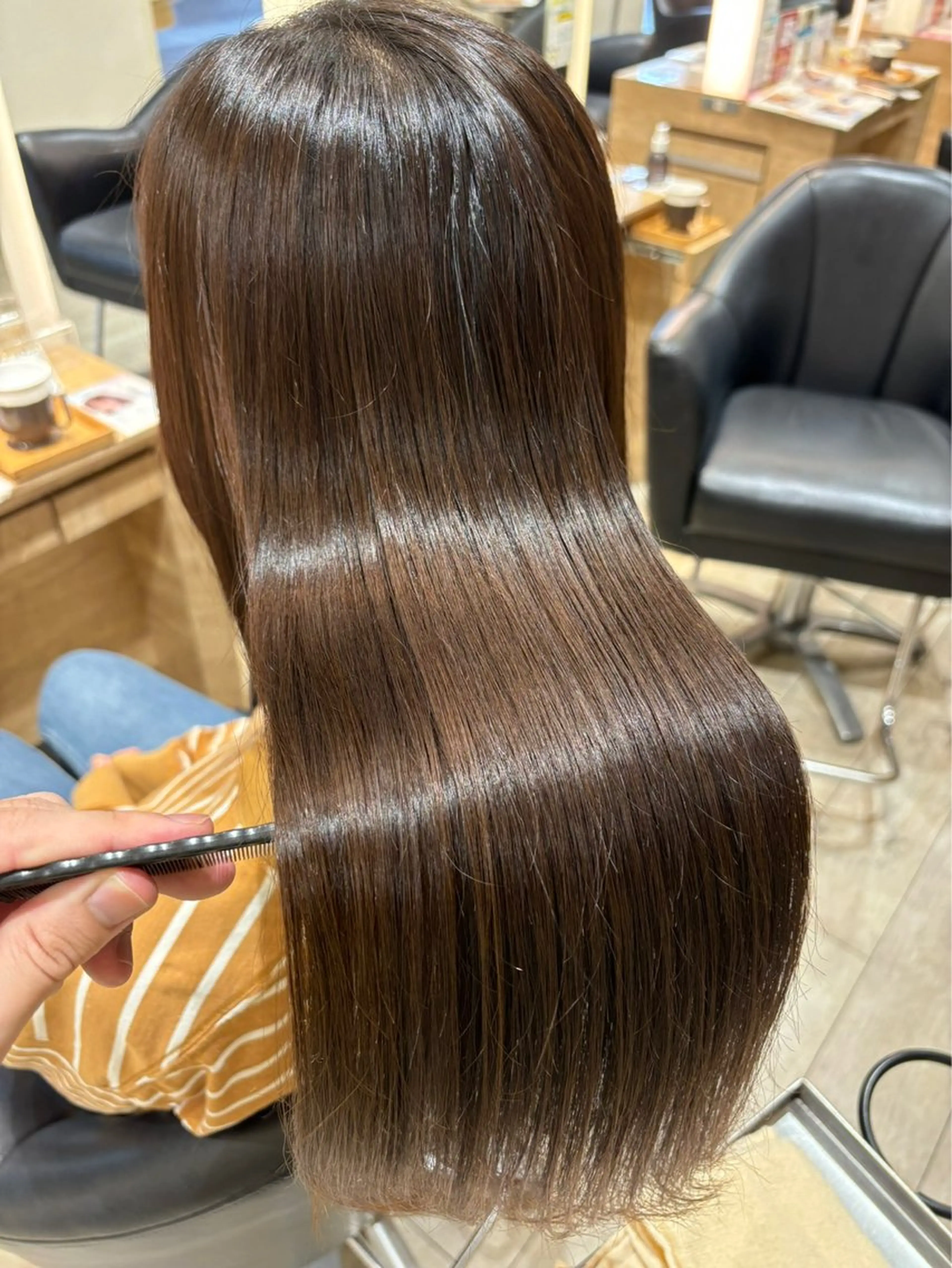 セミロング 新免世翔/ レディースモデル募集のヘアスタイル