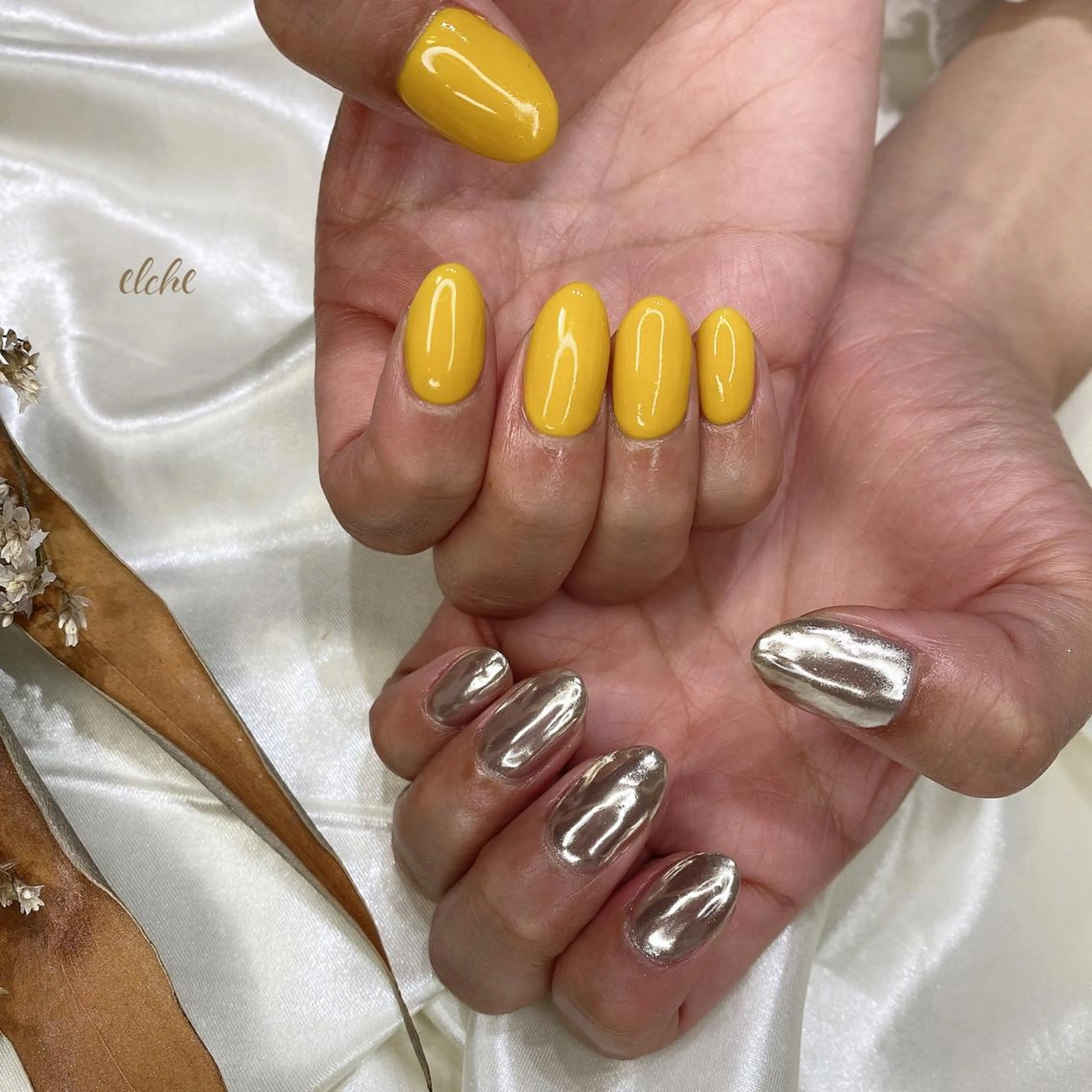 ネイル ハンドネイル 西岡 杏のネイルデザイン