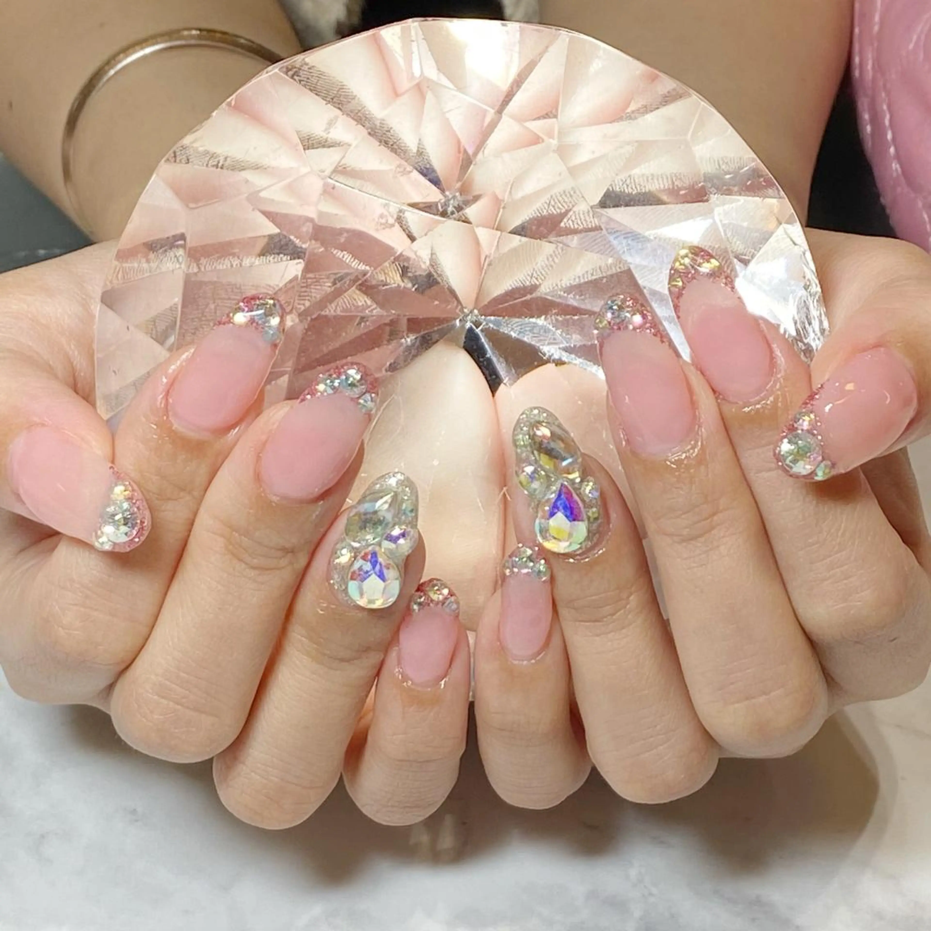ネイル ハンドネイル YUN 💅のネイルデザイン