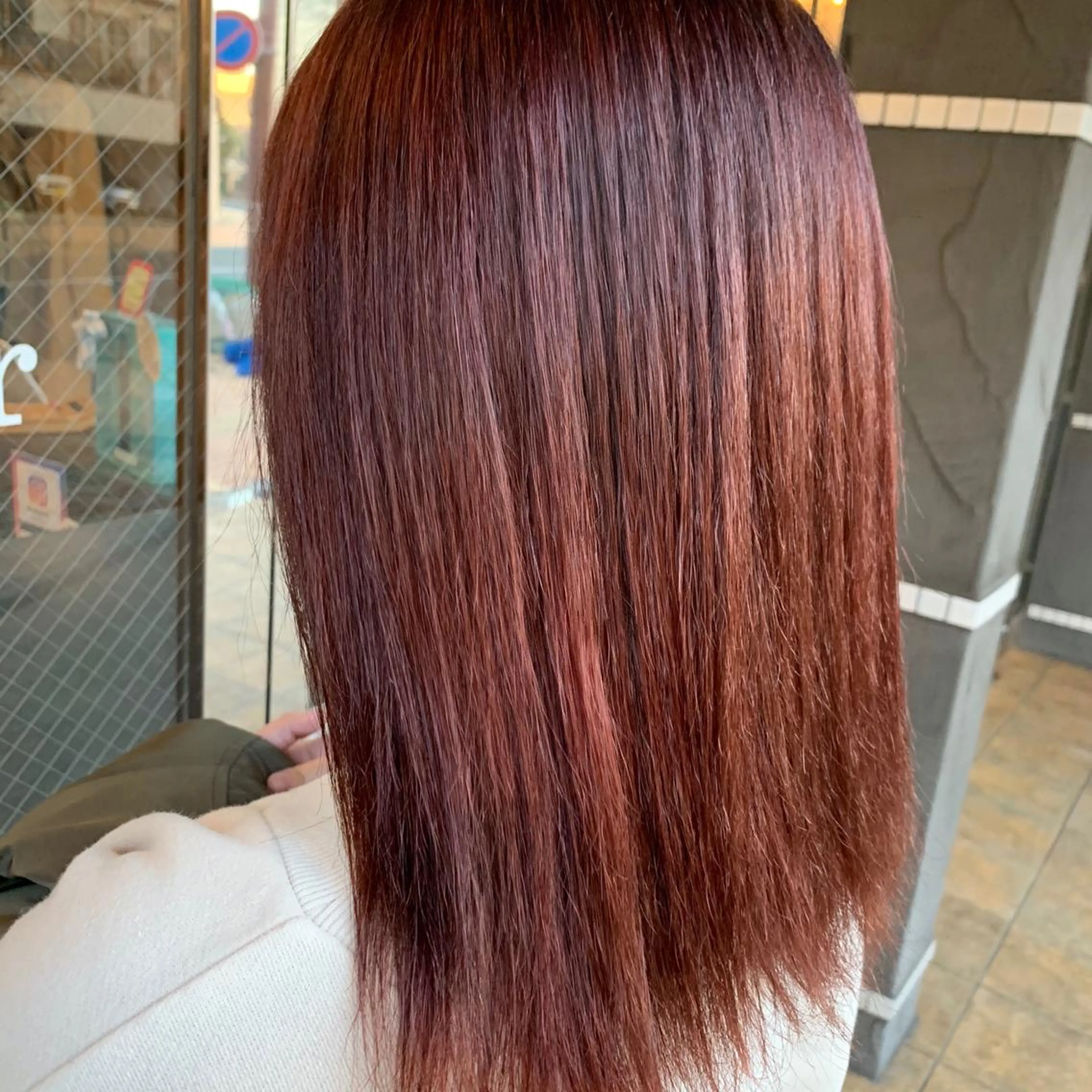 ミディアム カラー HairDesign Azurのヘアスタイル