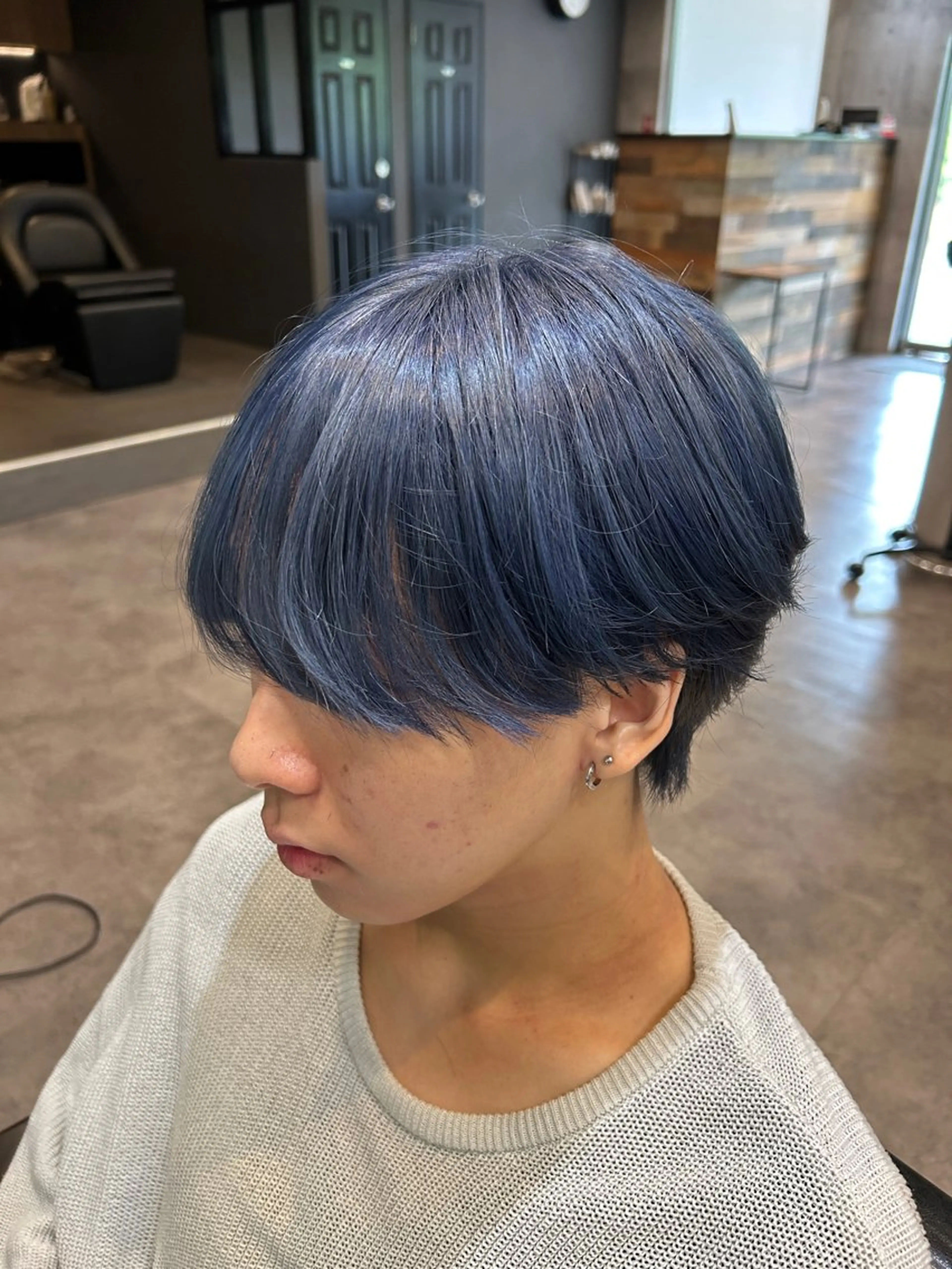 ショート カラー 黒髪 ブリーチ 透明感カラー Agu hair sylk 豊田市駅前所属・🐺似合わせ🐺 青山健誠のヘアスタイル