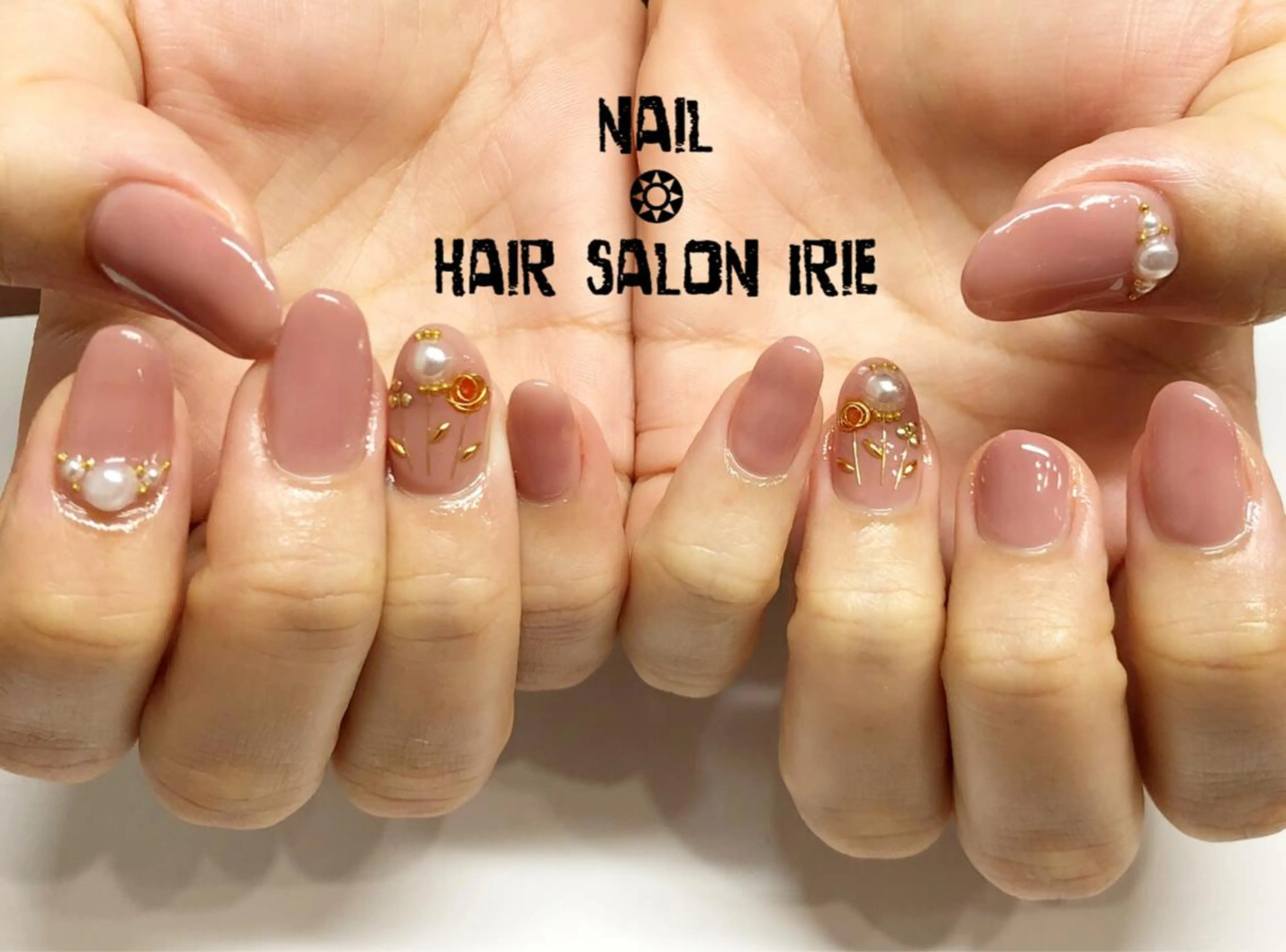 ネイル Hair salon Irie所属・與儀 知佳のネイルデザイン