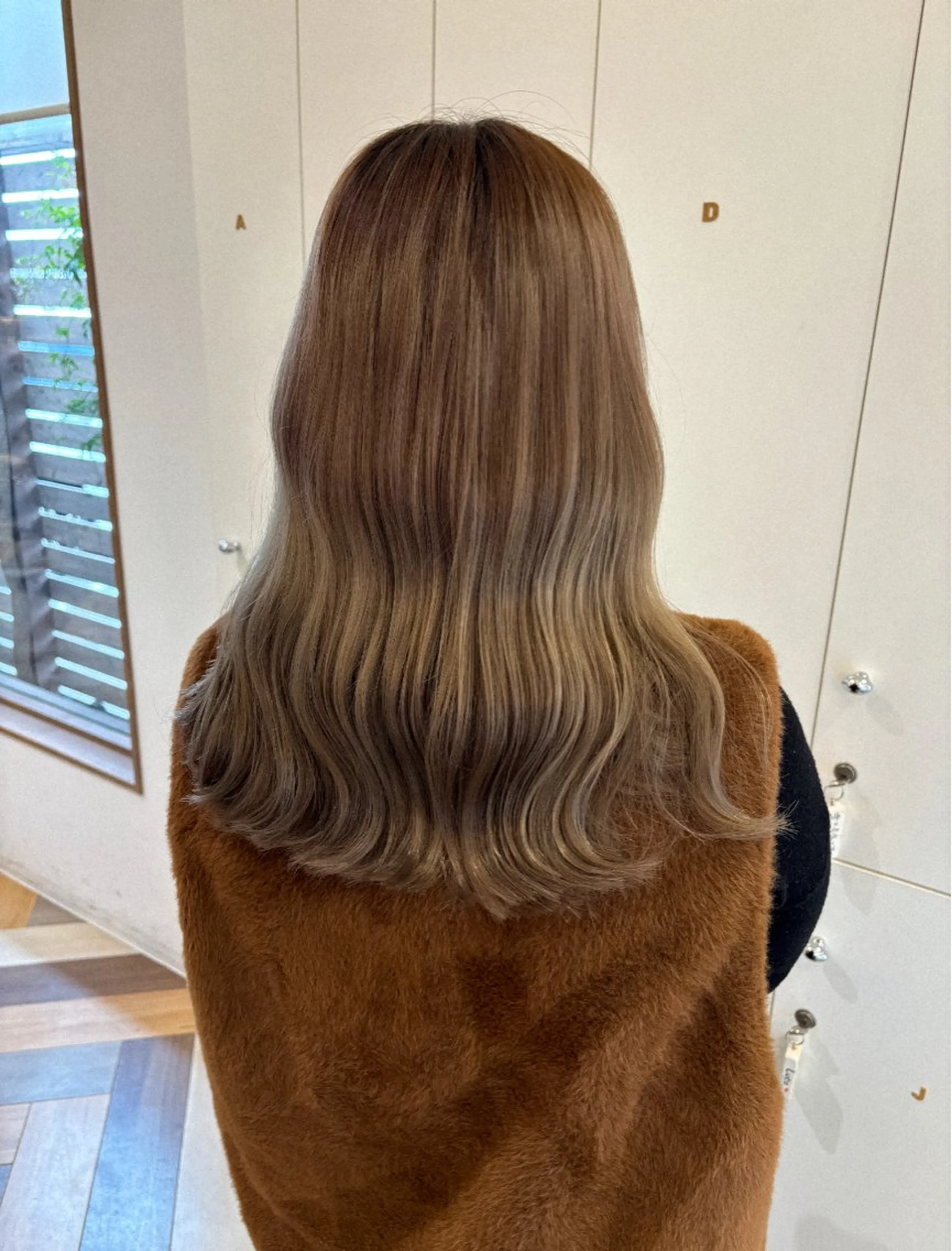 ロング カット mata-L23 かのんのヘアスタイル