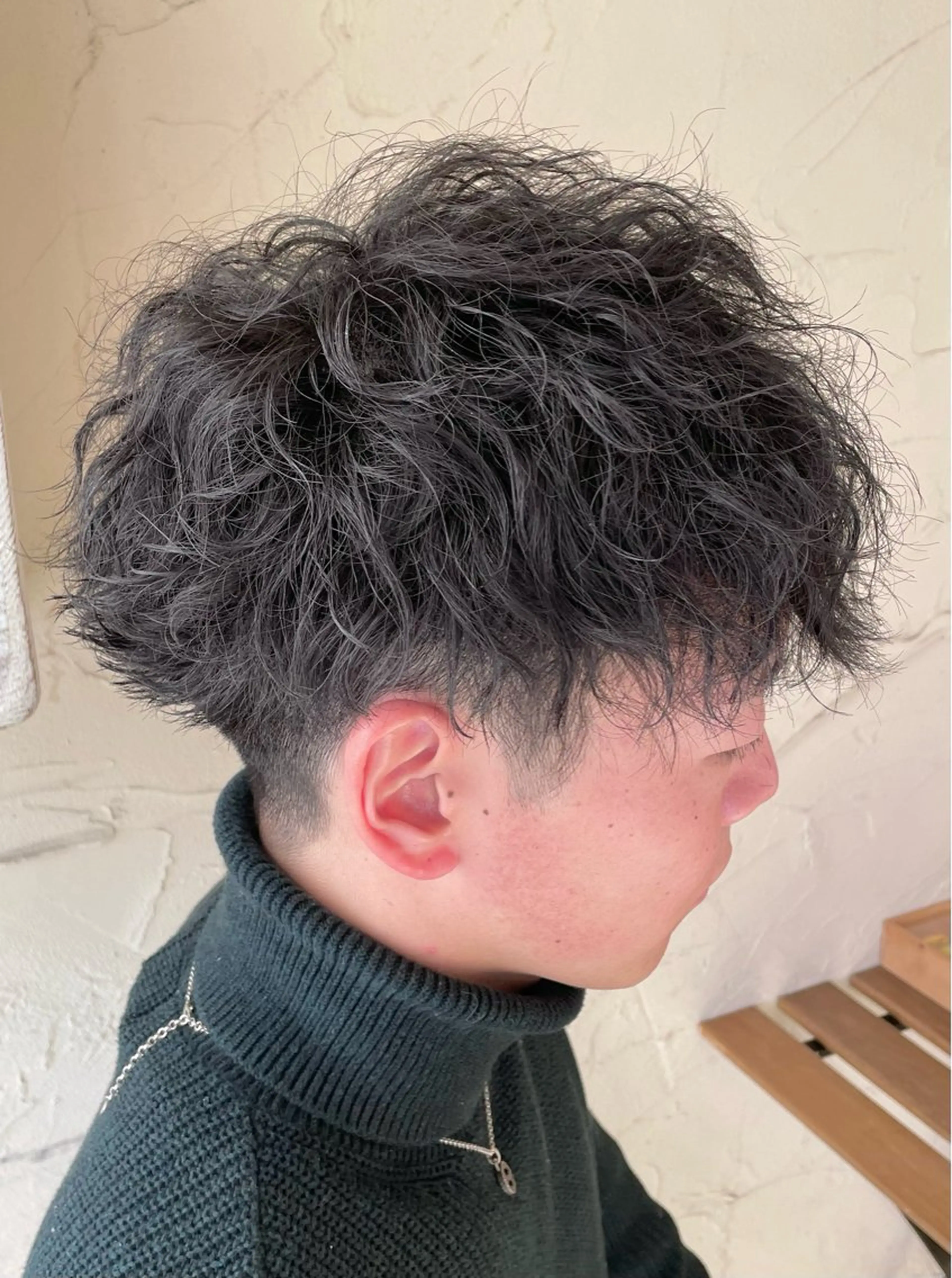 ショート パーマ メンズ メンズパーマ メンズショート ツイストスパイラルパーマ ショートヘア スパイラルパーマ カット パーマ メンズ特化/パーマ指 名No.1/百瀬太郎のヘアスタイル