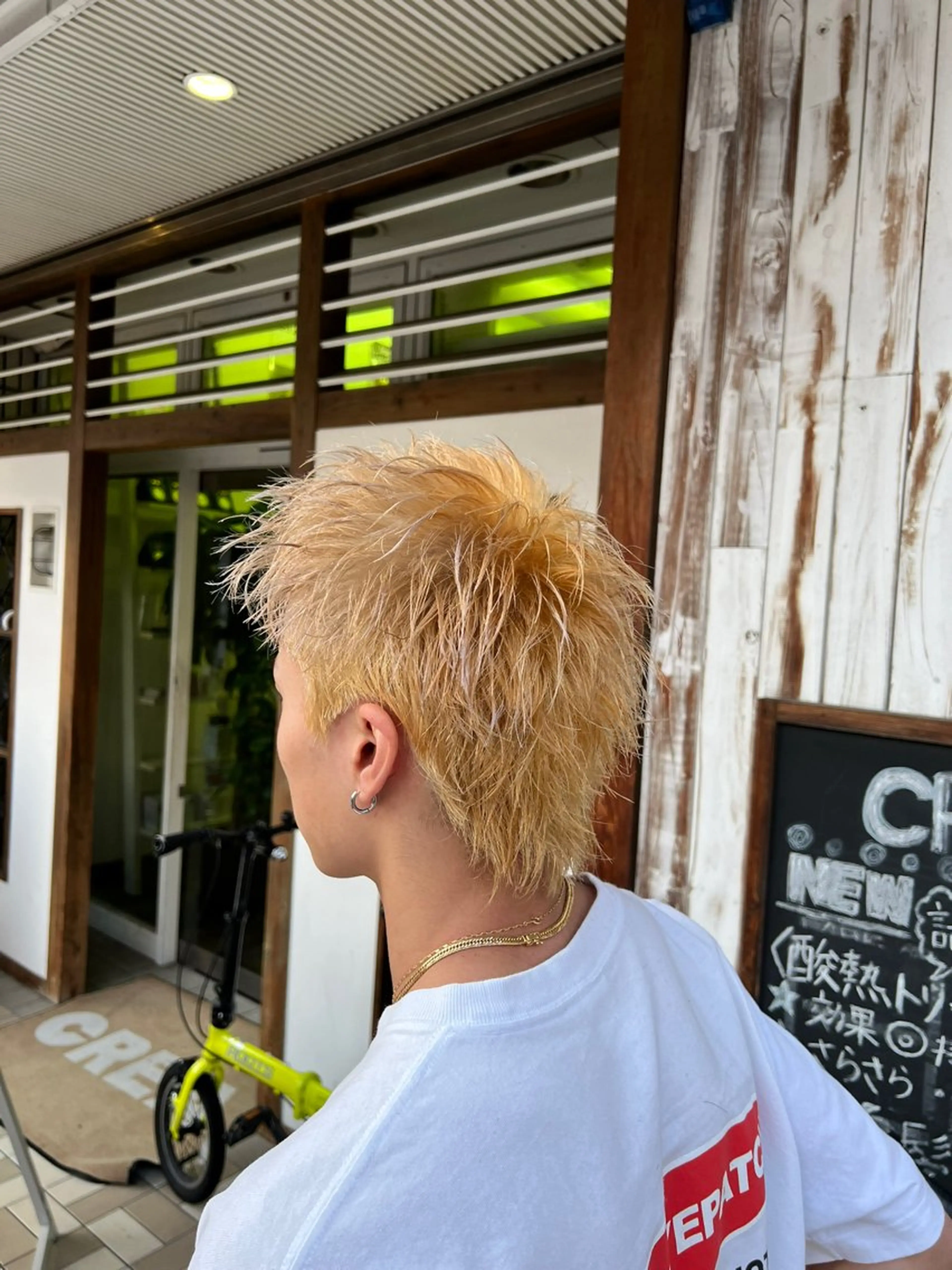 ショート カラー メンズ スパイキーショート ブロンド ショートヘア カット ヘアカラー 湘南のパーマ職人 🔥清水琉葵🔥のヘアスタイル