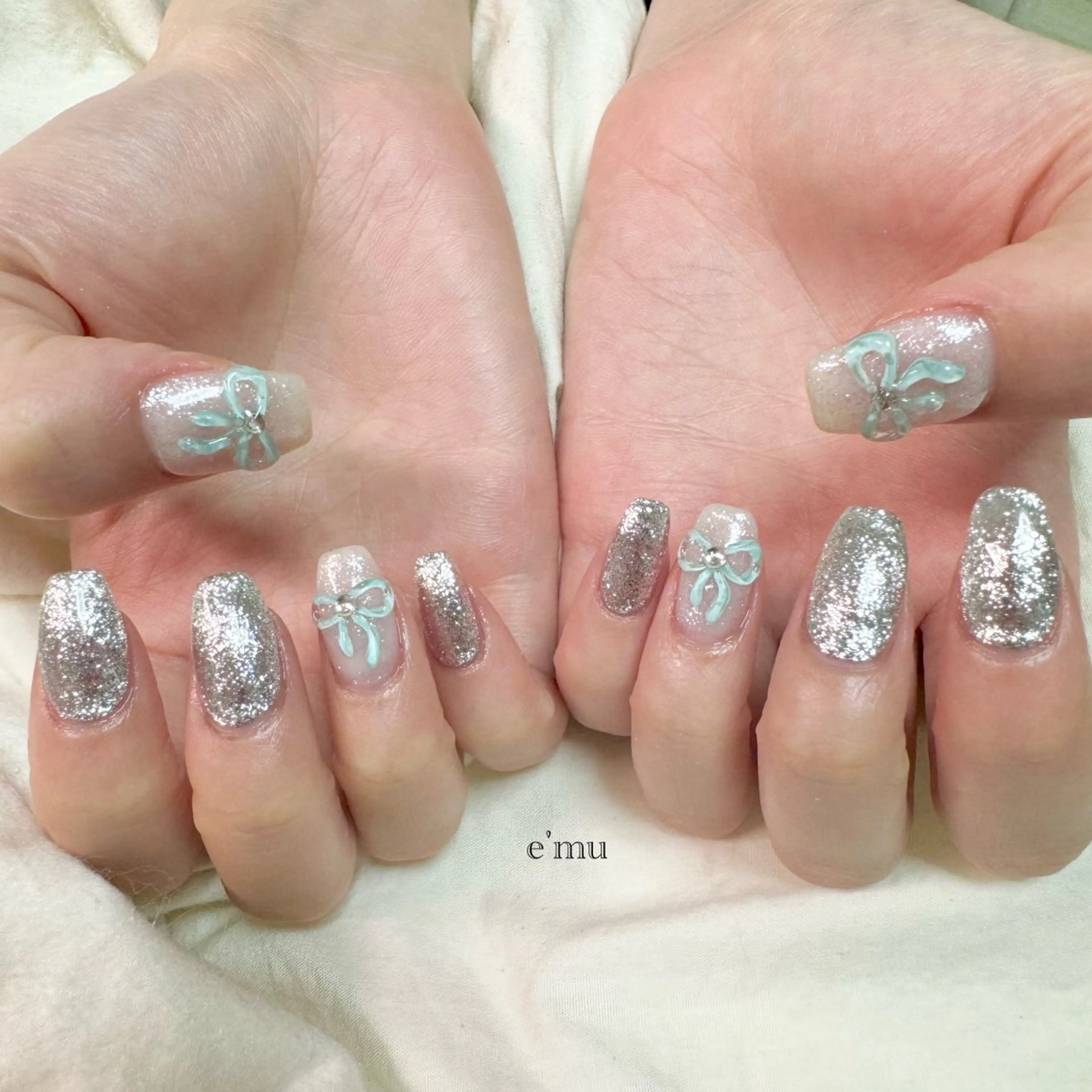 ネイル リボン ハンドネイル nail salon e'mu💐のネイルデザイン