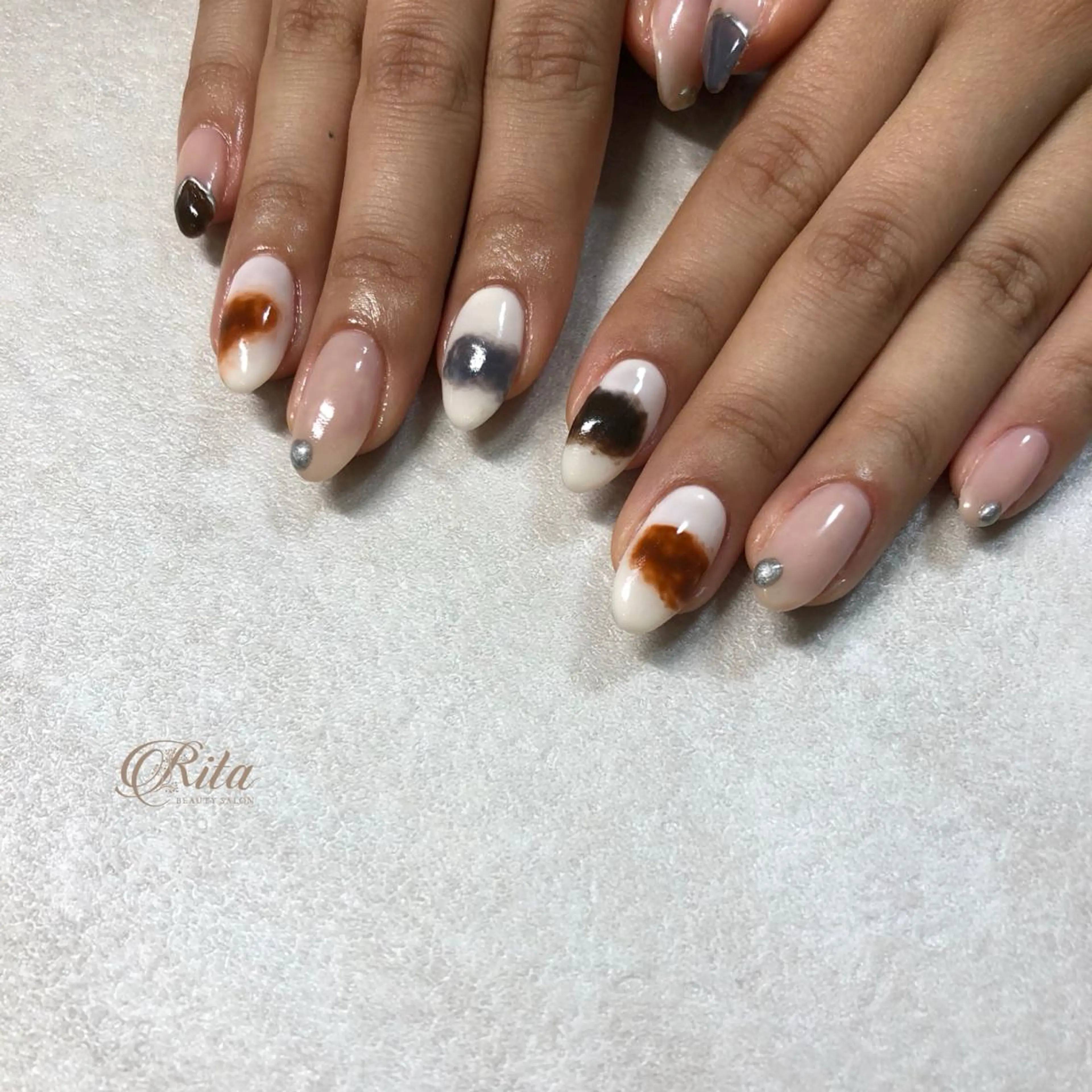 ネイル Rio 𓍼のネイルデザイン