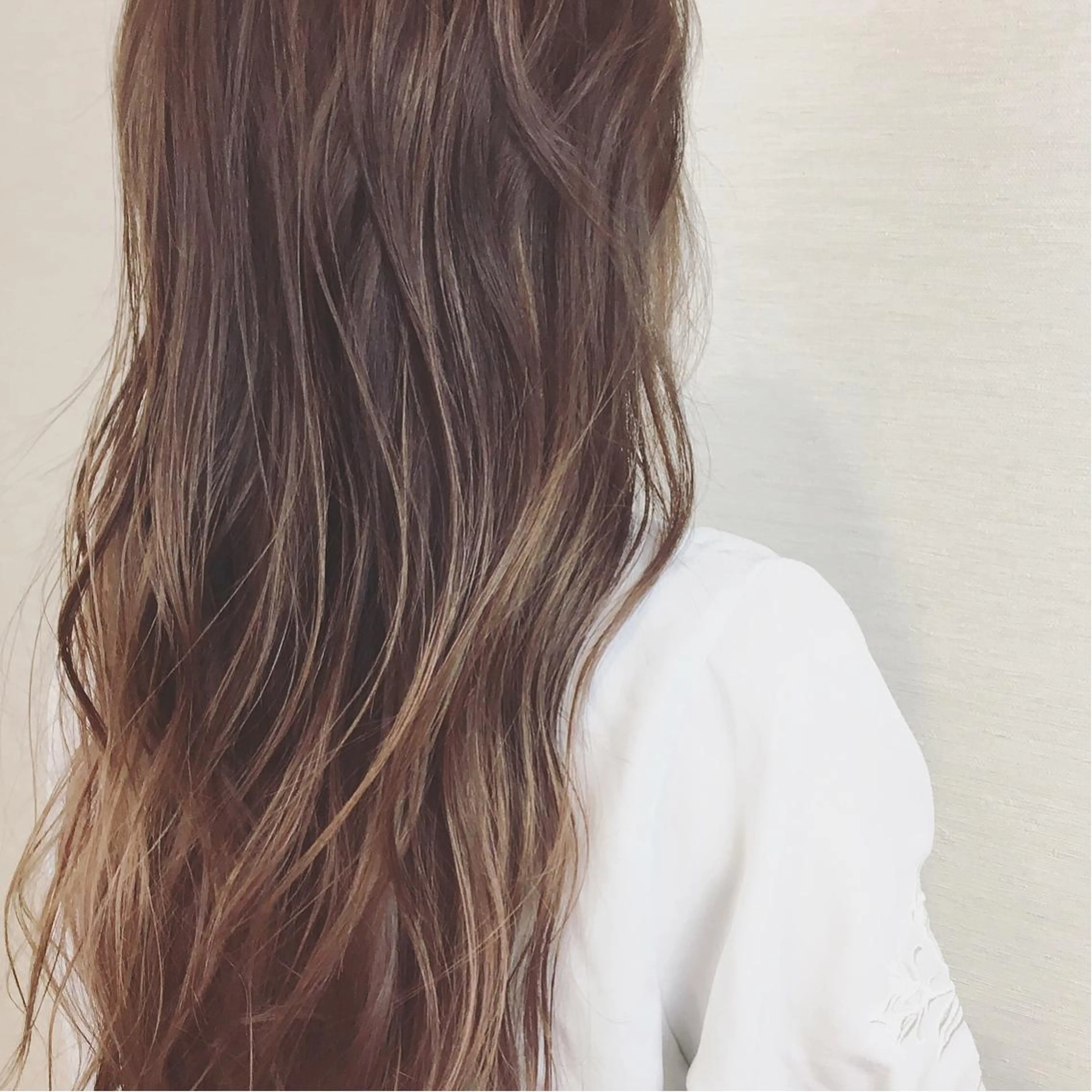 ロング ブリーチなしダブル/ レイヤーカット 小棹のヘアスタイル