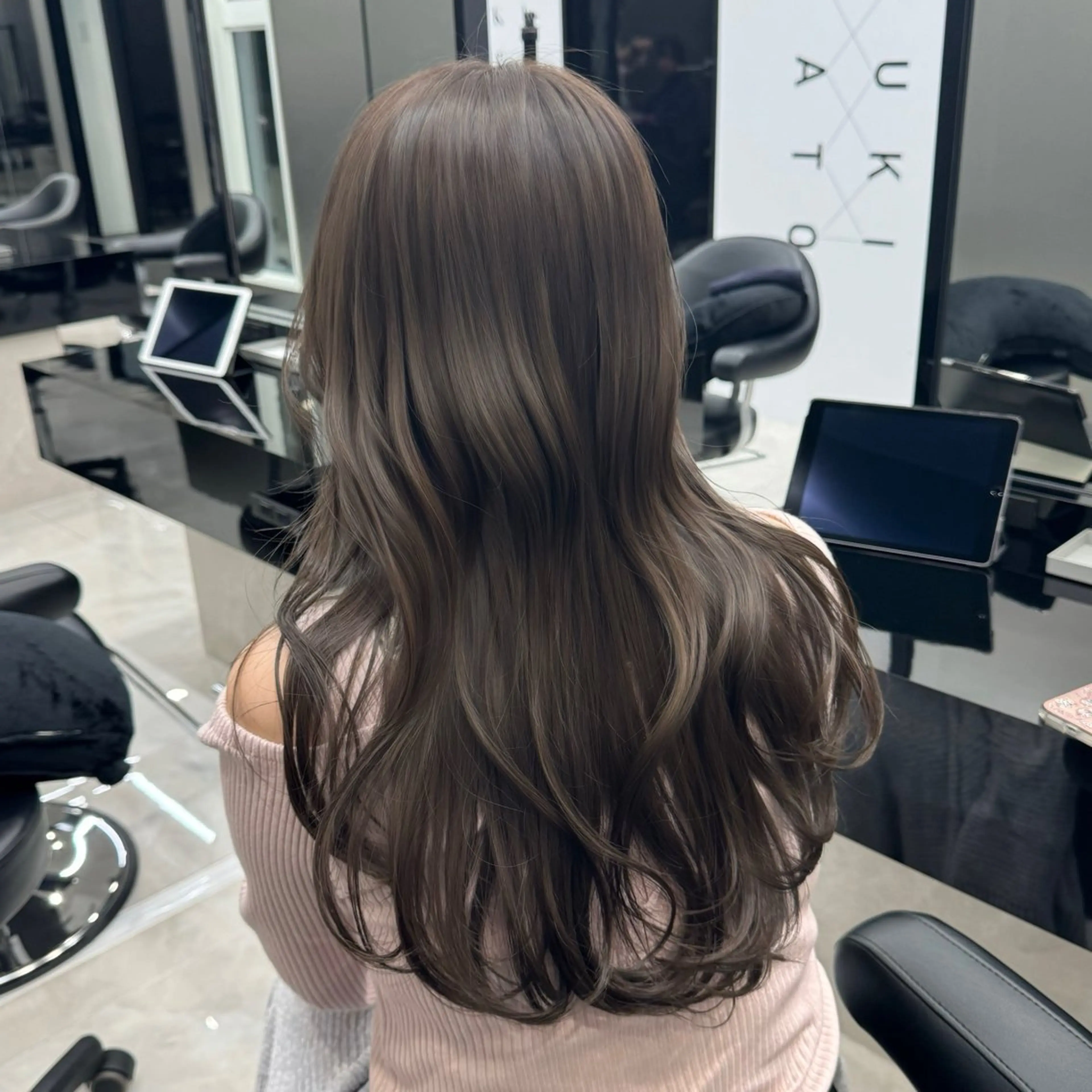 ミディアム カラー カット ヘアカラー トリートメント HARUKI MINATO Japan SENDAI所属・🌈【透明感・韓国 ヘア】がっきー🌈のヘアスタイル