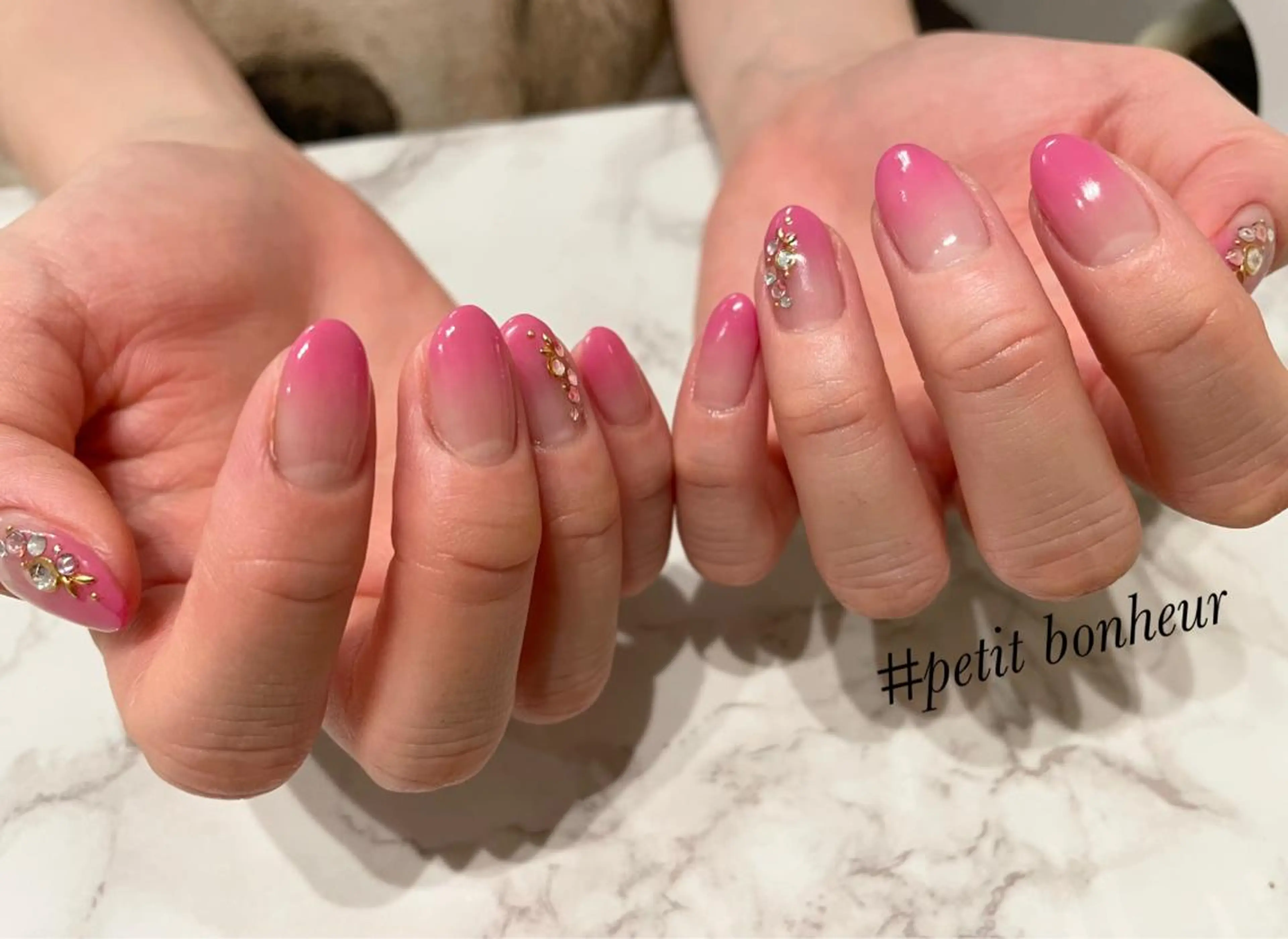 ネイル グラデーション Mas Miのネイルデザイン