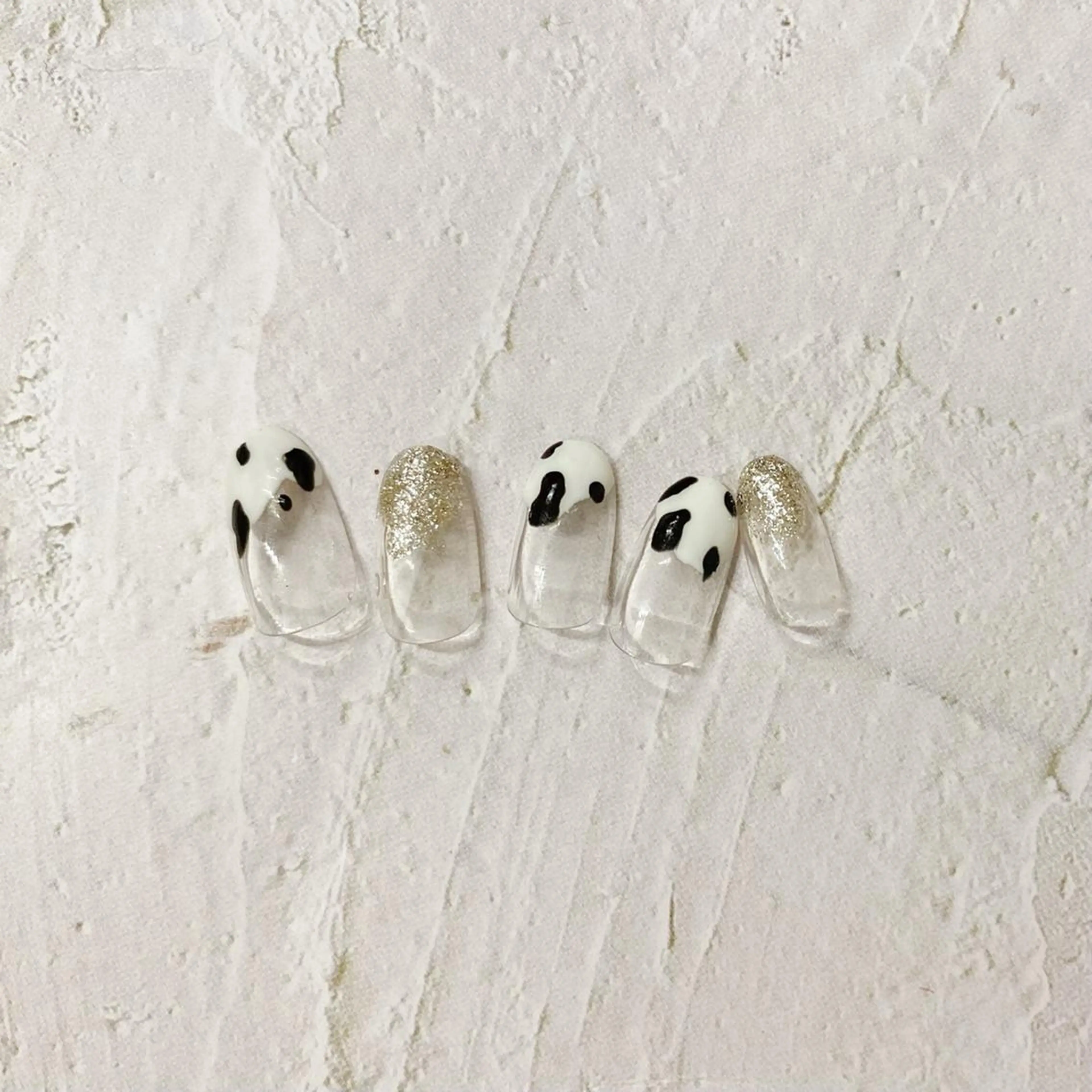 ネイル アニマル柄 ニュアンスネイル melu所属・melu yukikoのネイルデザイン