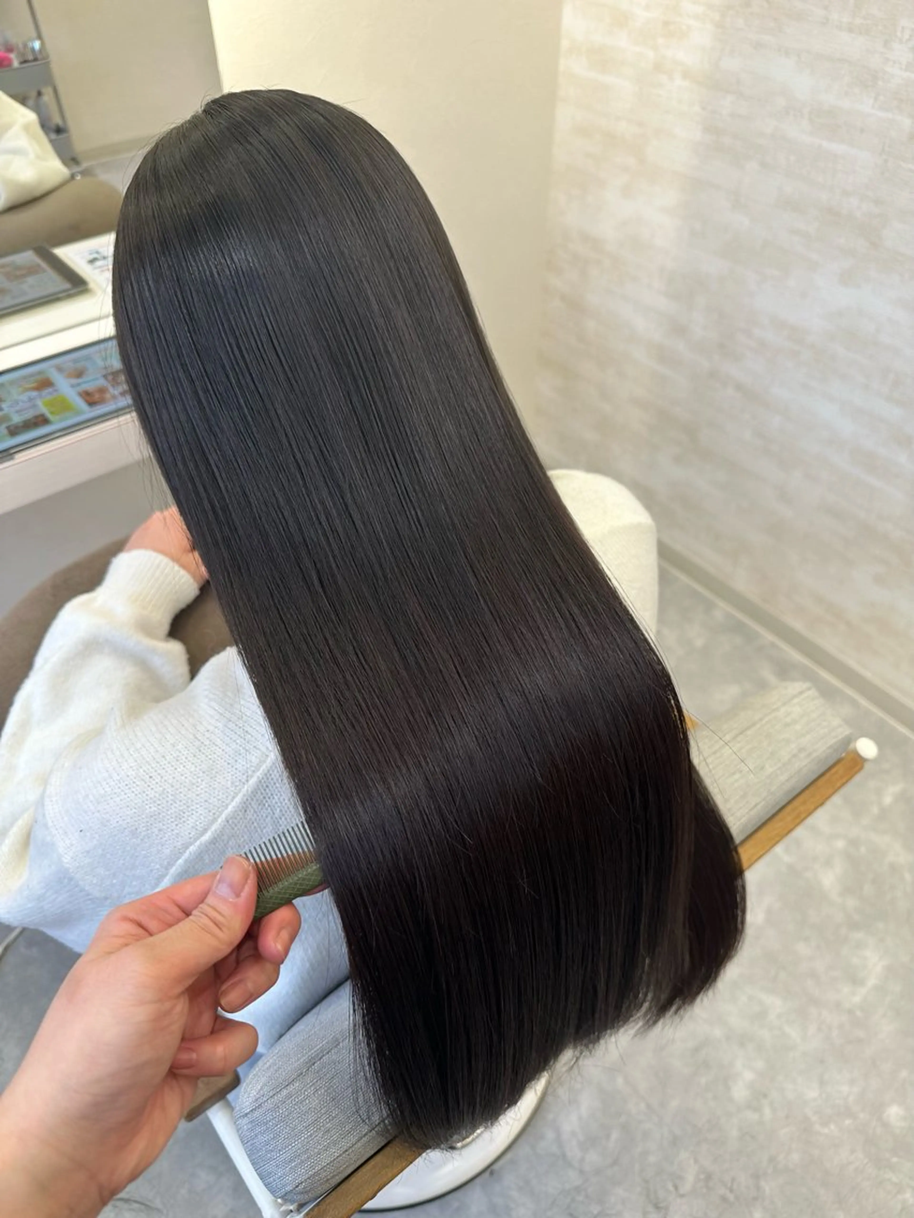 ロング カット トリートメント 髪質改善&ヘアケア 永山若奈のヘアスタイル