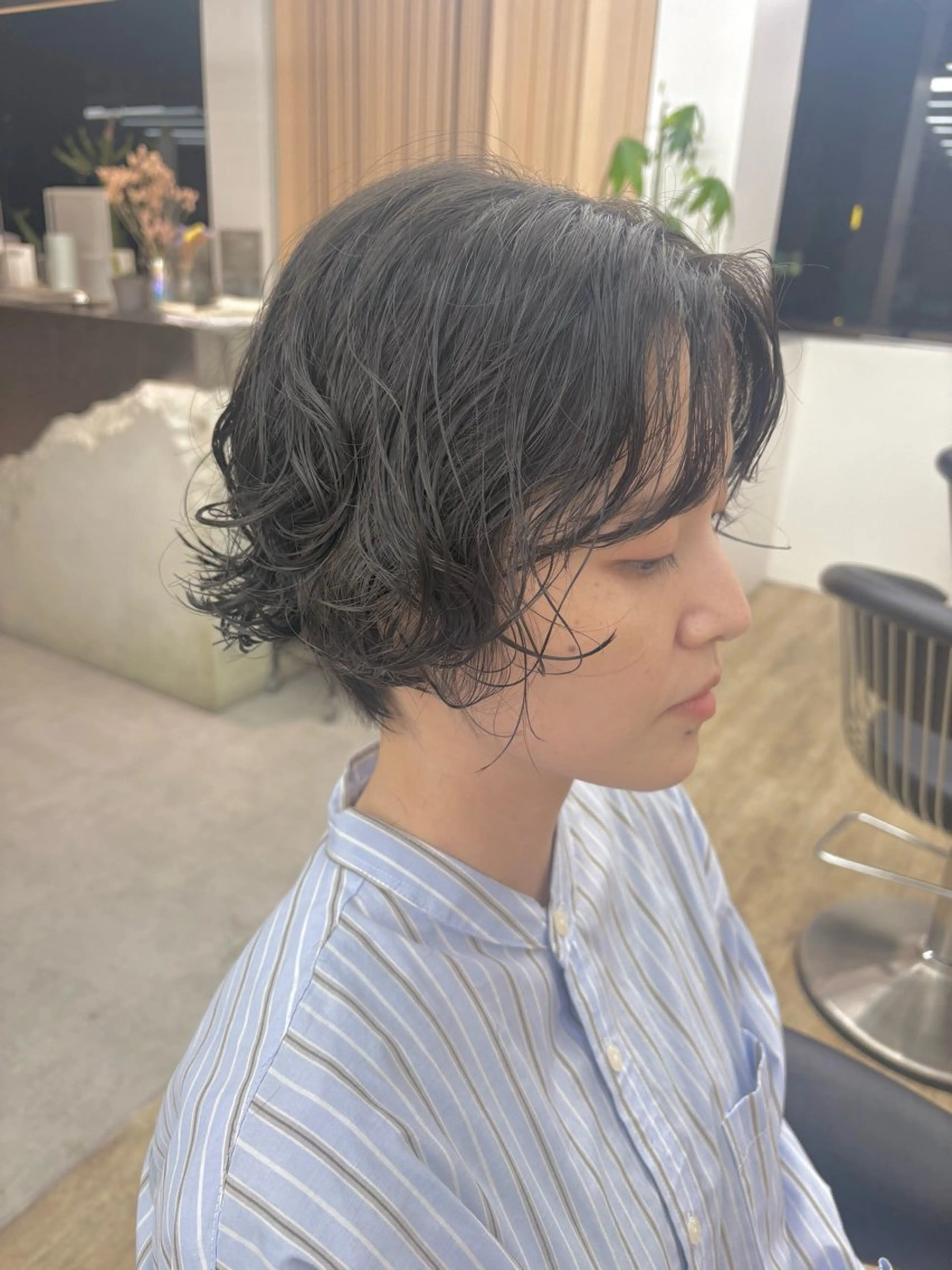 ショート カット パーマ オリーブベージュ/シ ョートボブたまき🧡のヘアスタイル