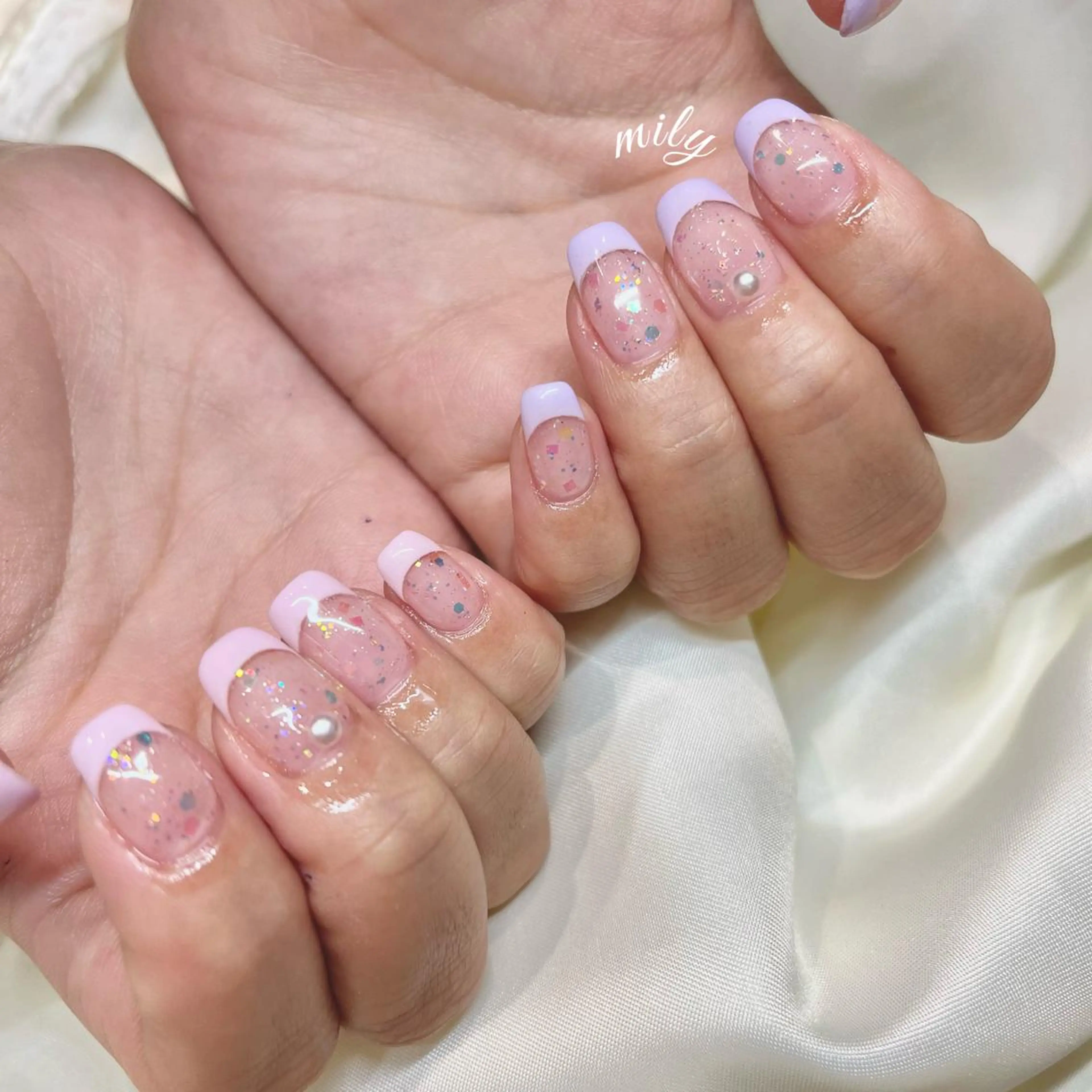 ネイル オーロラネイル ガーリー ハート キラキラネイル 韓国ネイル mily_harajuku所属・韓国ネイル☁️ haruna🌛のネイルデザイン