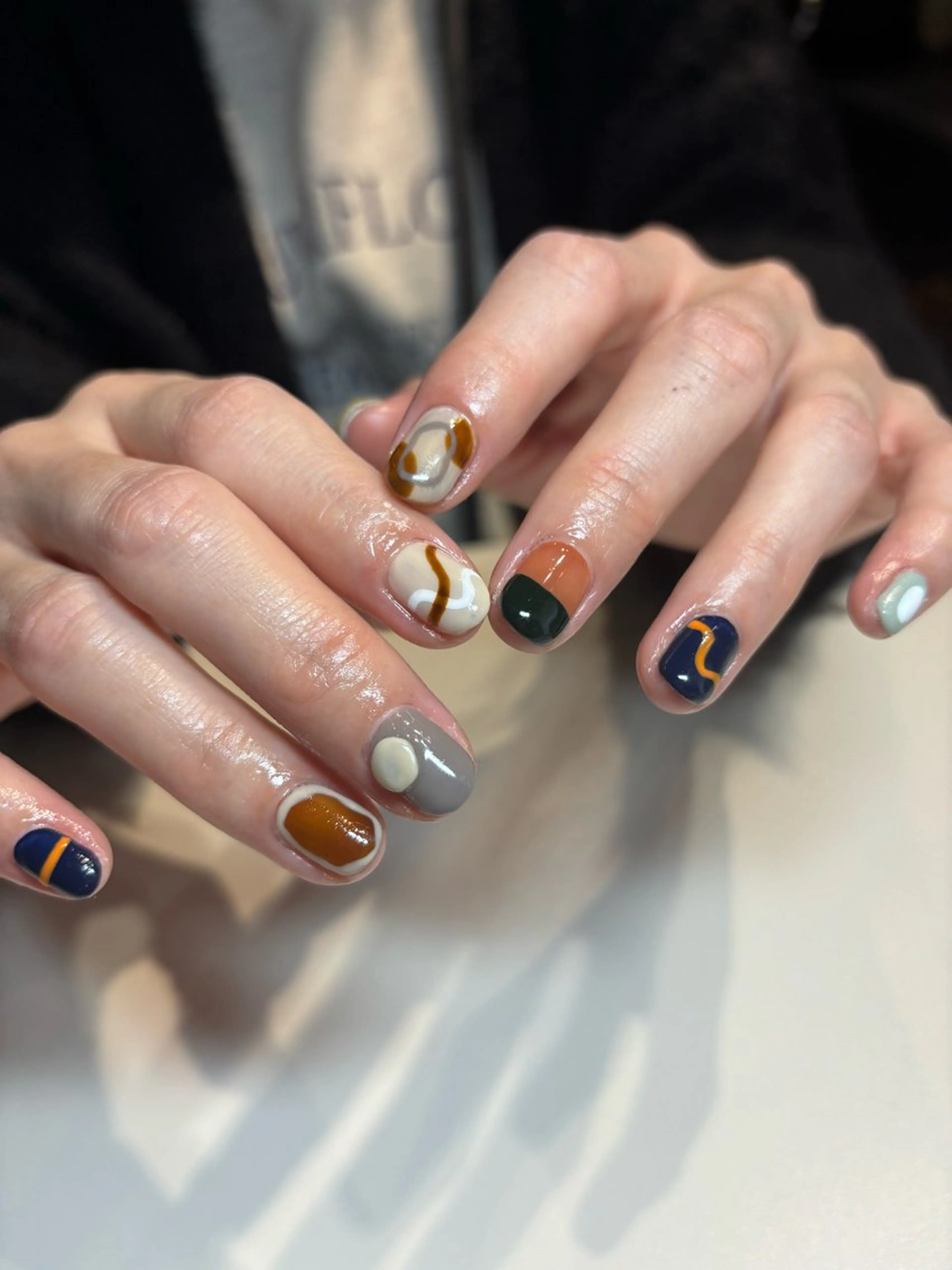 ネイル フットネイル フレンチネイル ジェルネイル グラデーション マグネットネイル ハンドネイル ヘアー.ネイル二刀流 misa🫧のヘアスタイル