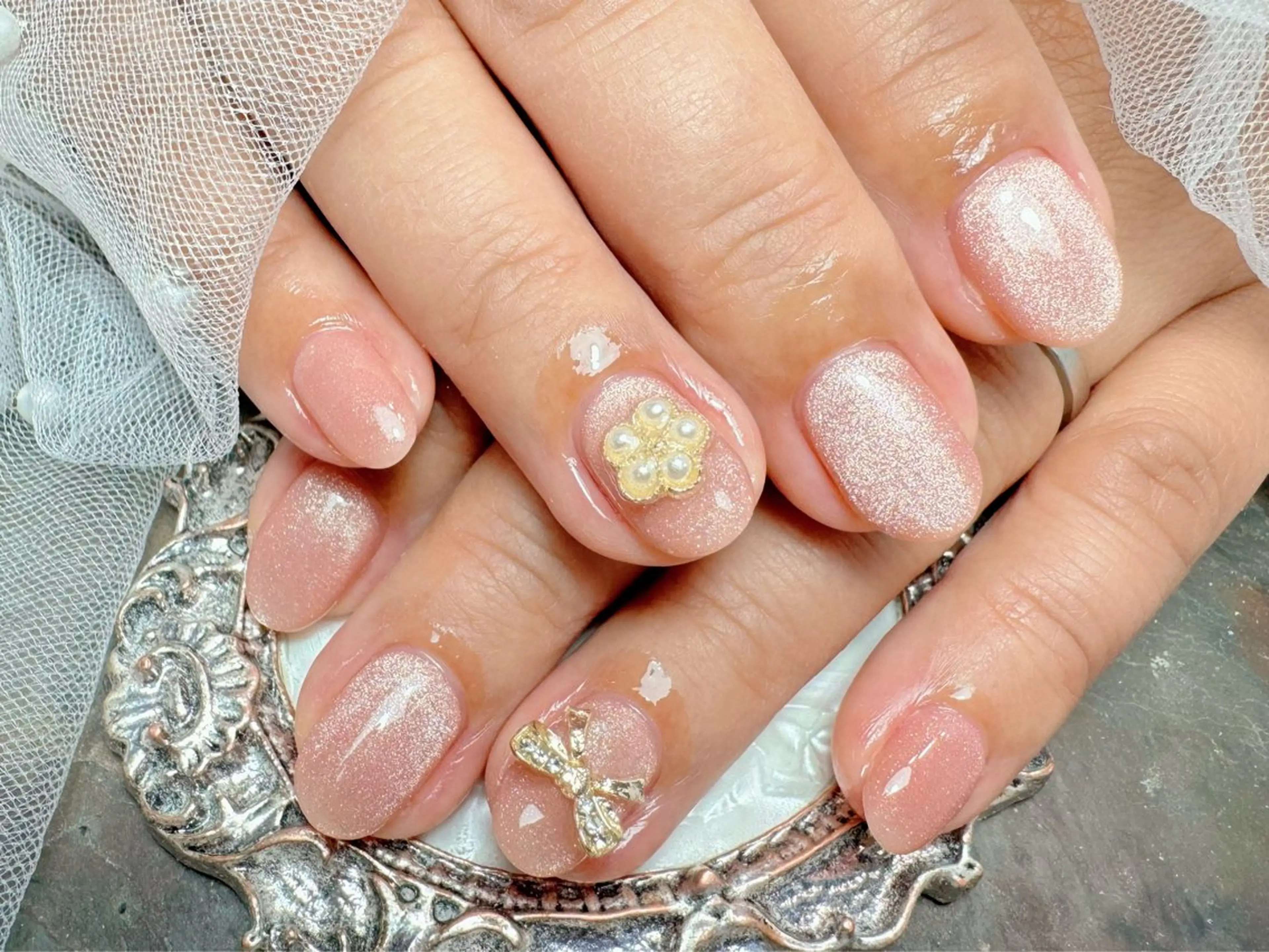 ネイル マジックミラー所属・マジック ミラーのネイルデザイン