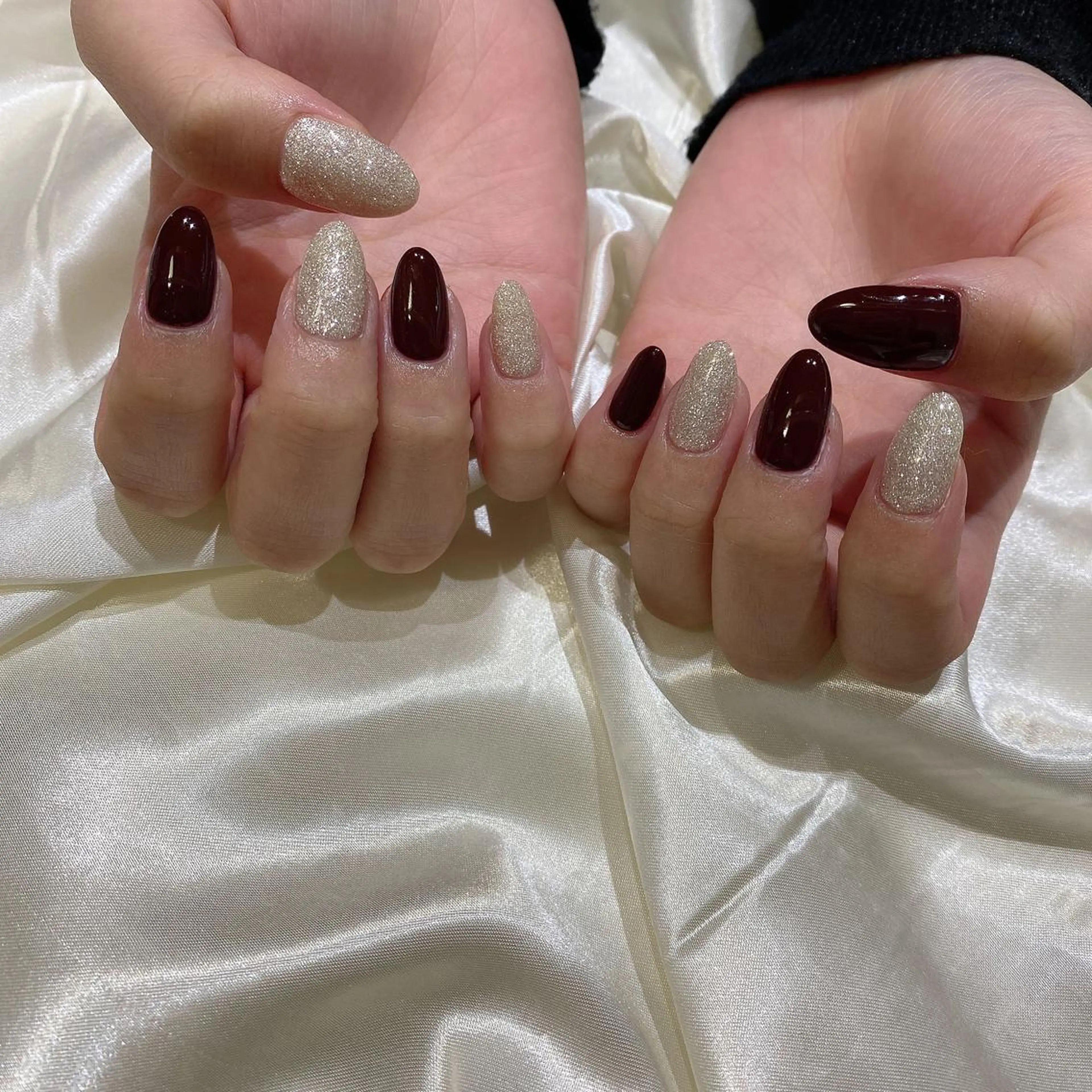 ネイル ハンドネイル 西岡 杏のネイルデザイン