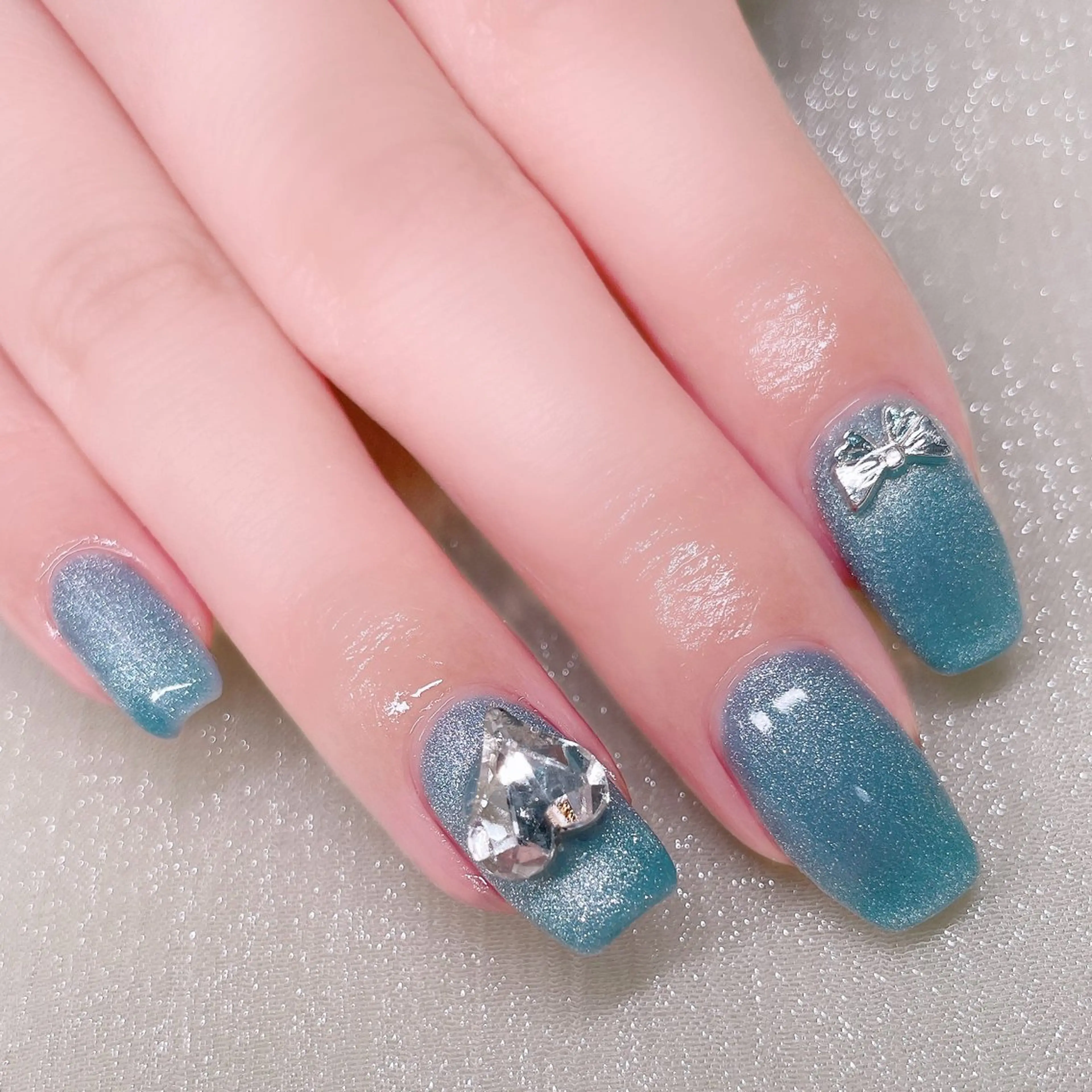 ネイル 長さ出し ハート リボン ハンドネイル Nailist SUZU所属・Nailist suzuのネイルデザイン