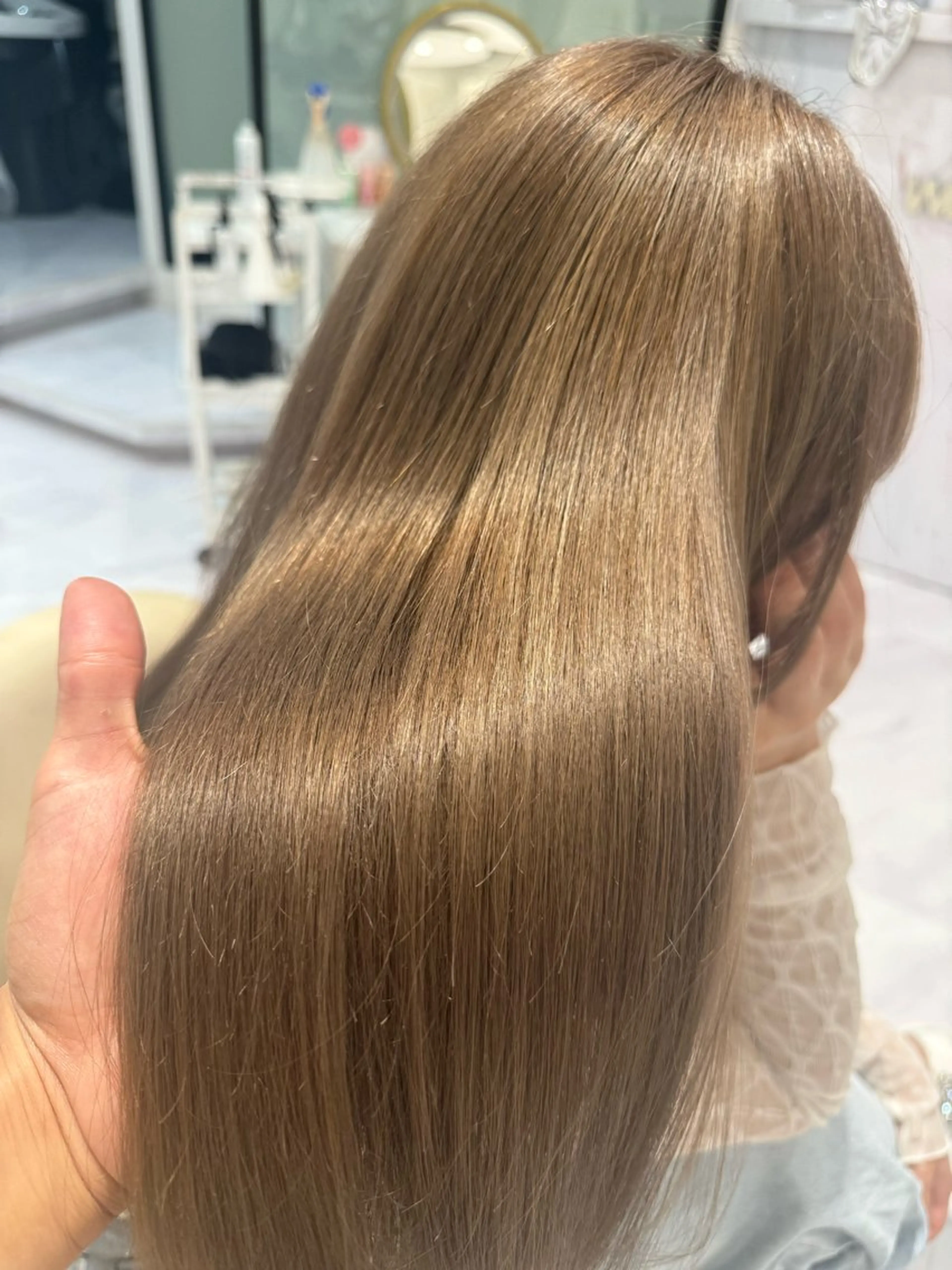 ロング カラー ベージュカラー ブリーチ 透明感カラー ヘーゼル カット ヘアカラー 🌟TOSHI/透明 感カラー/ショートのヘアスタイル