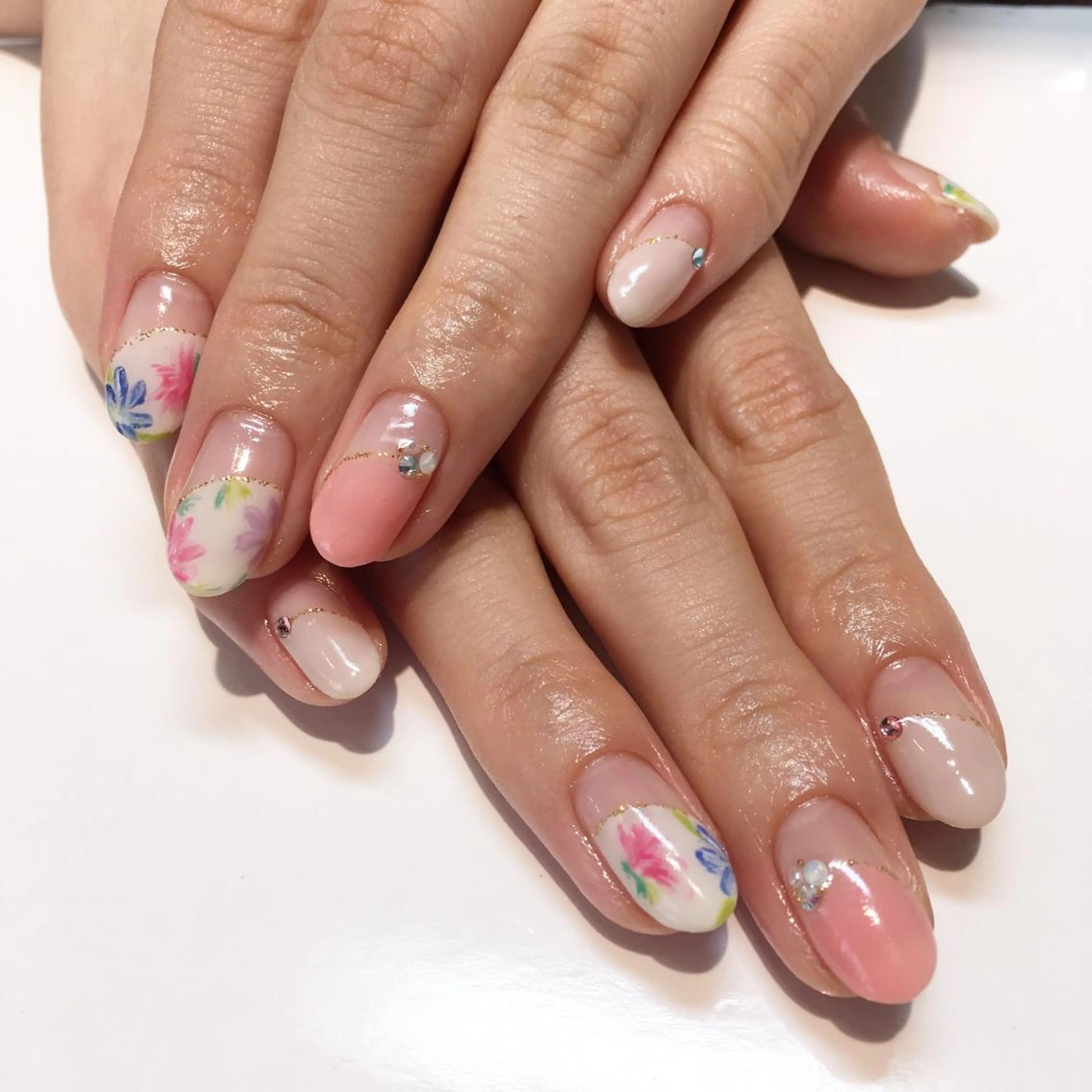 ネイル アートネイル フレンチネイル imymemine所属・渡邊 束紗のネイルデザイン