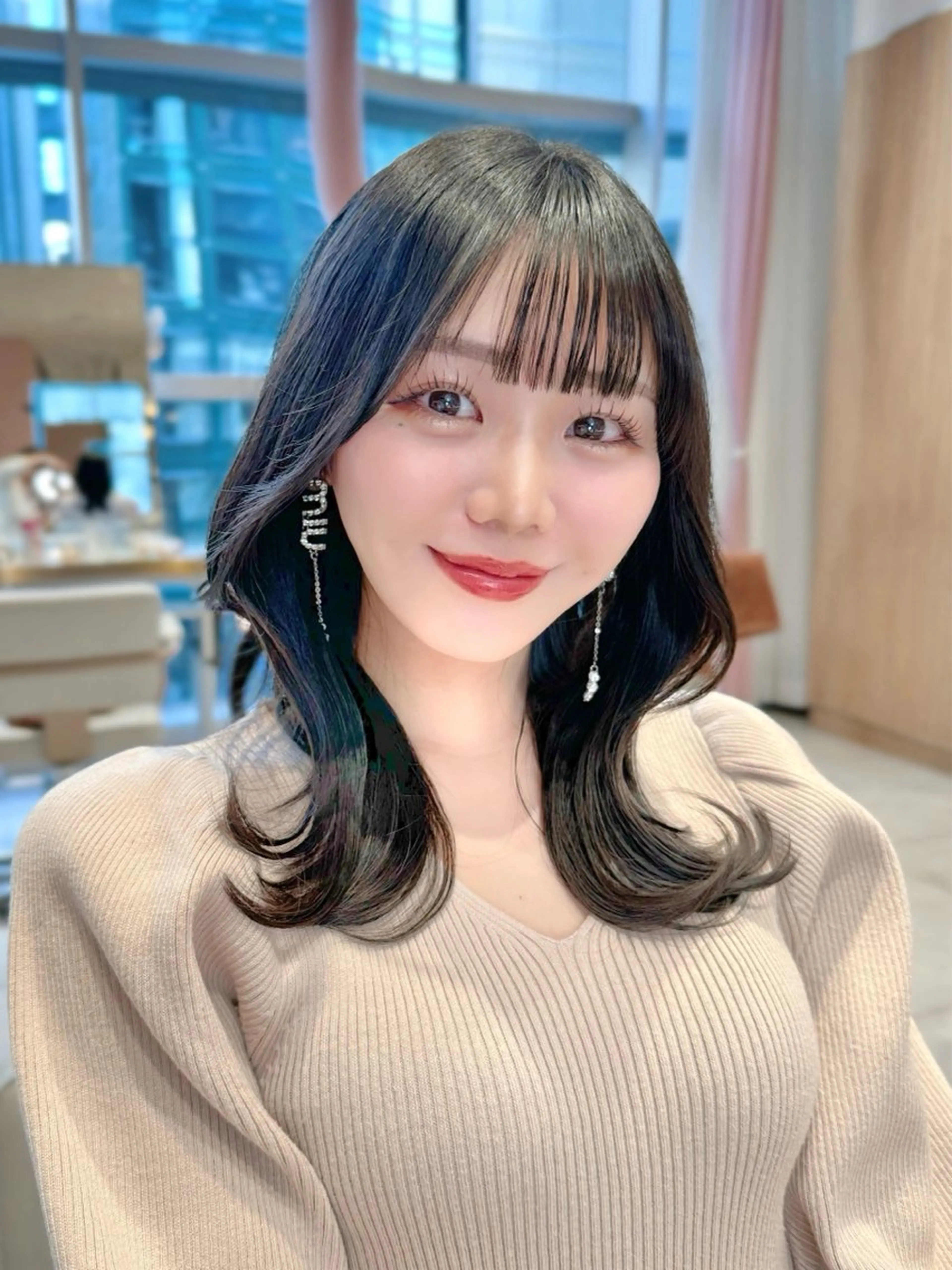 ミディアム カラー カット ヘアカラー トリートメント ヘッドスパ ヘアセット 韓国ヘア/レイヤー/ 顔まわり/りょーとのヘアスタイル