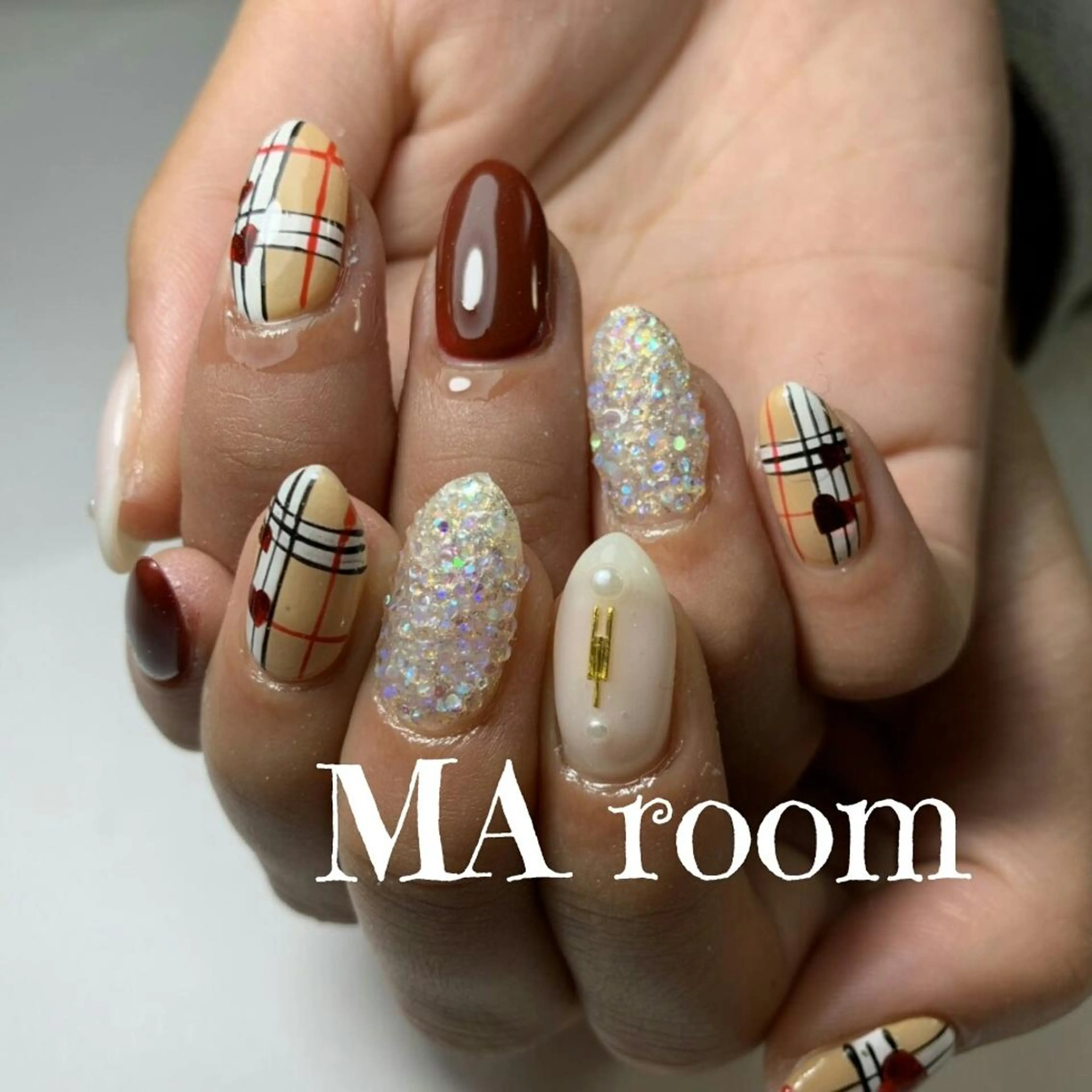 ネイル ＆MERCI所属・&MERCI nail maoのネイルデザイン