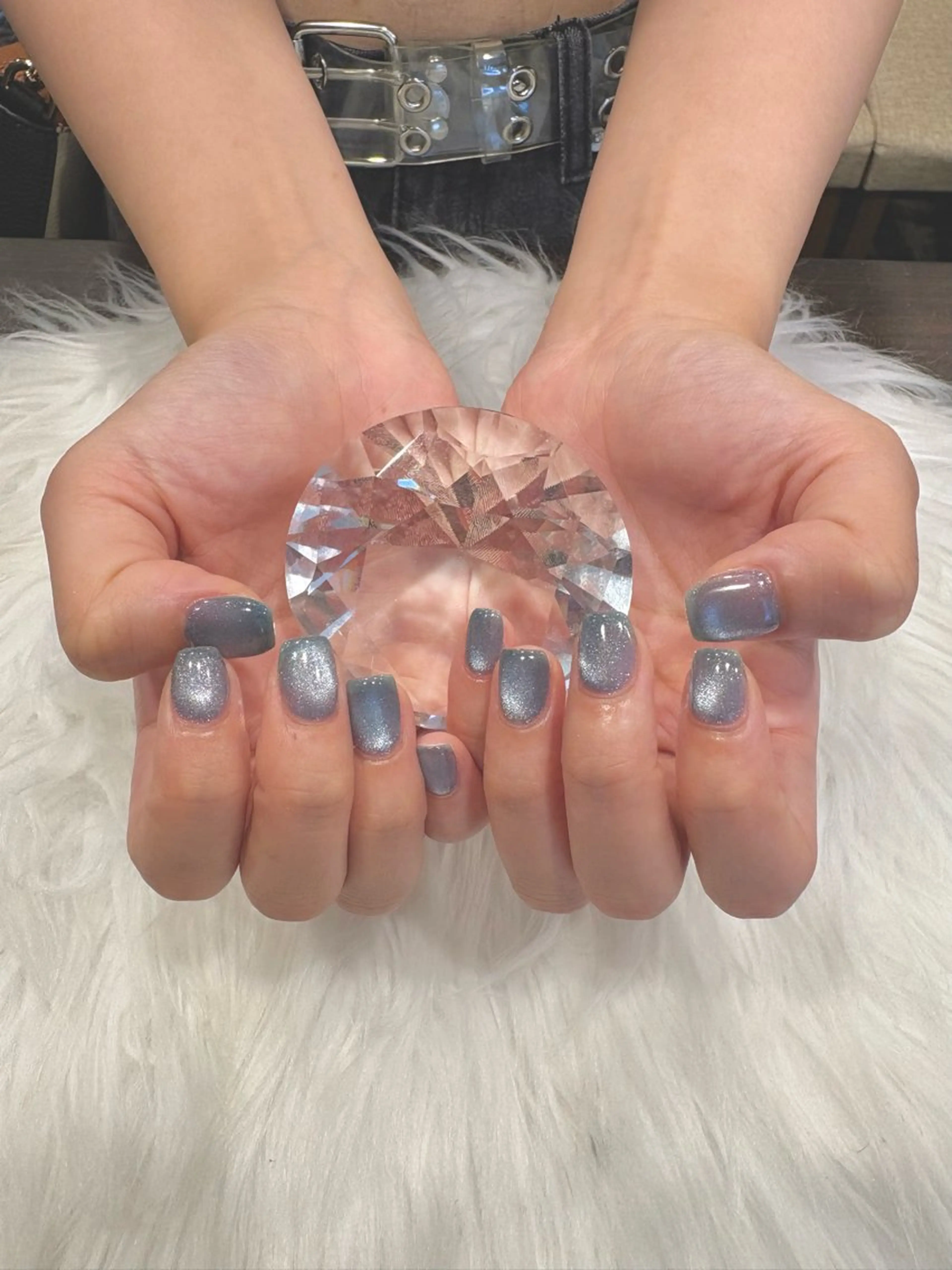 ネイル ブルー マグネットネイル ハンドネイル Nobady_ Kotonoのネイルデザイン