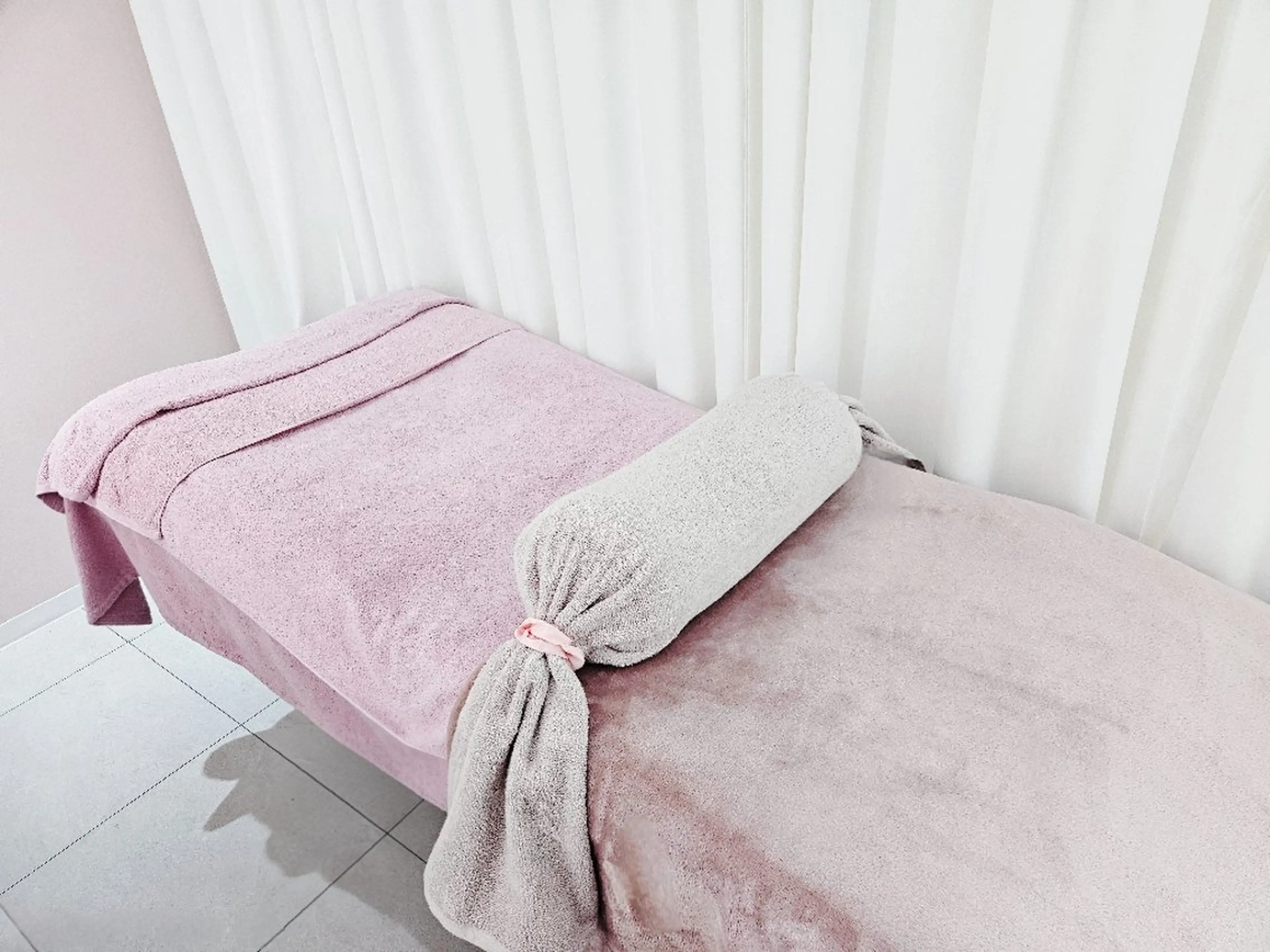 アイブロウ 眉毛ワックス脱毛 ワックス脱毛 その他(アイブロウ) ーChartresー Kanakoの眉毛・アイブロウイメージ