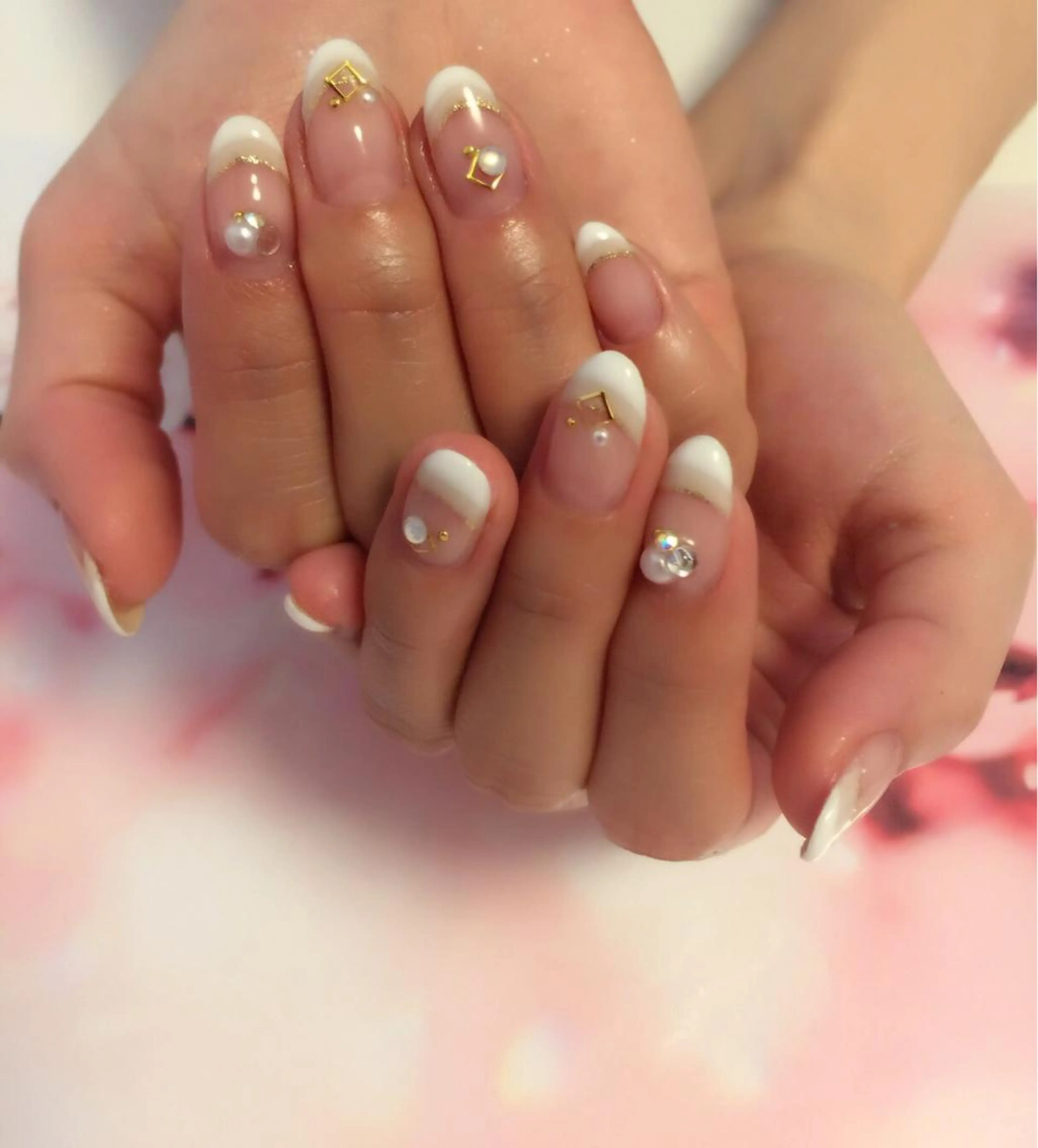 ネイル フレンチネイル シンプルネイル a yakaのネイルデザイン