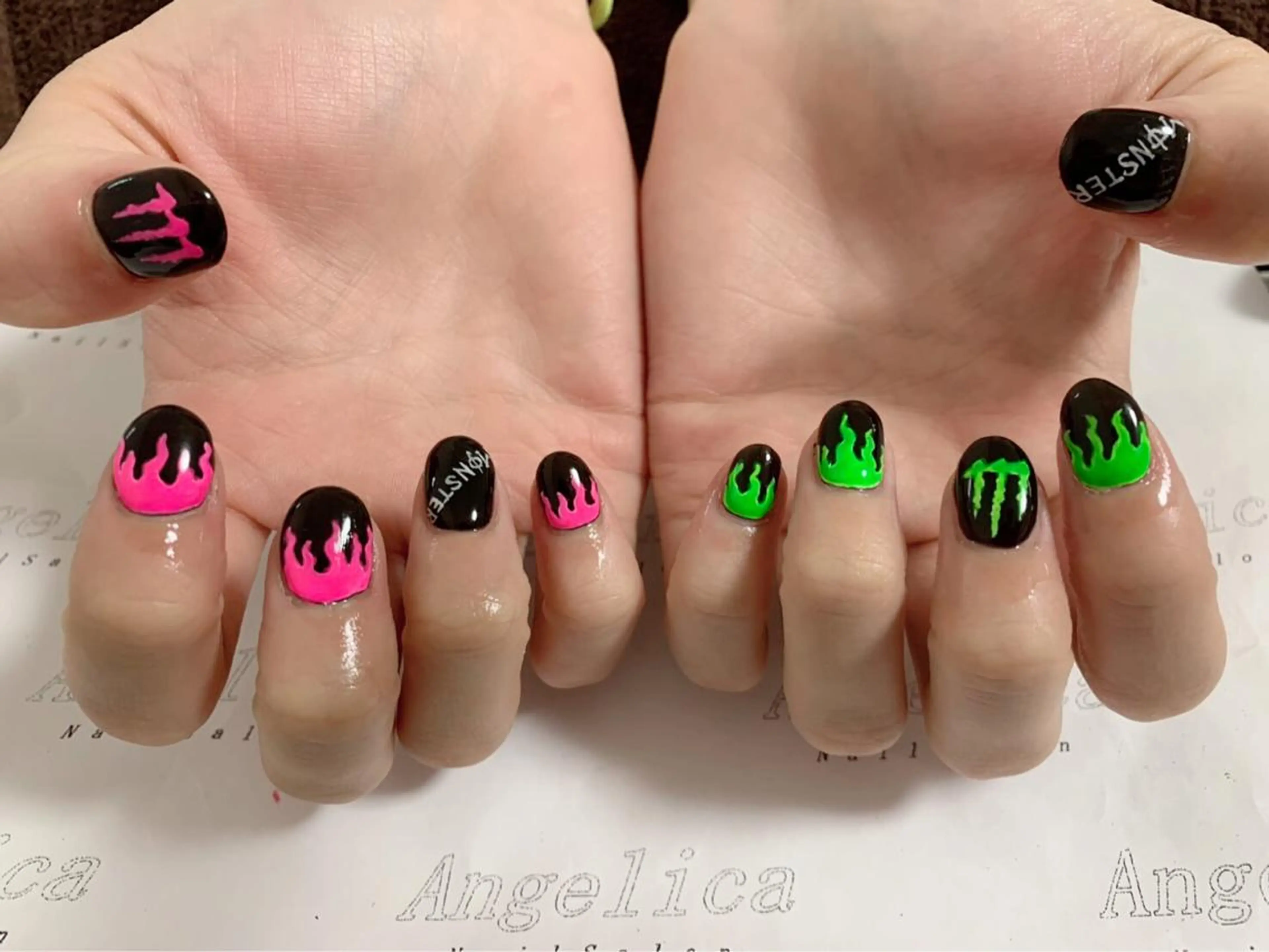 ネイル Angelica ネイリストのネイルデザイン