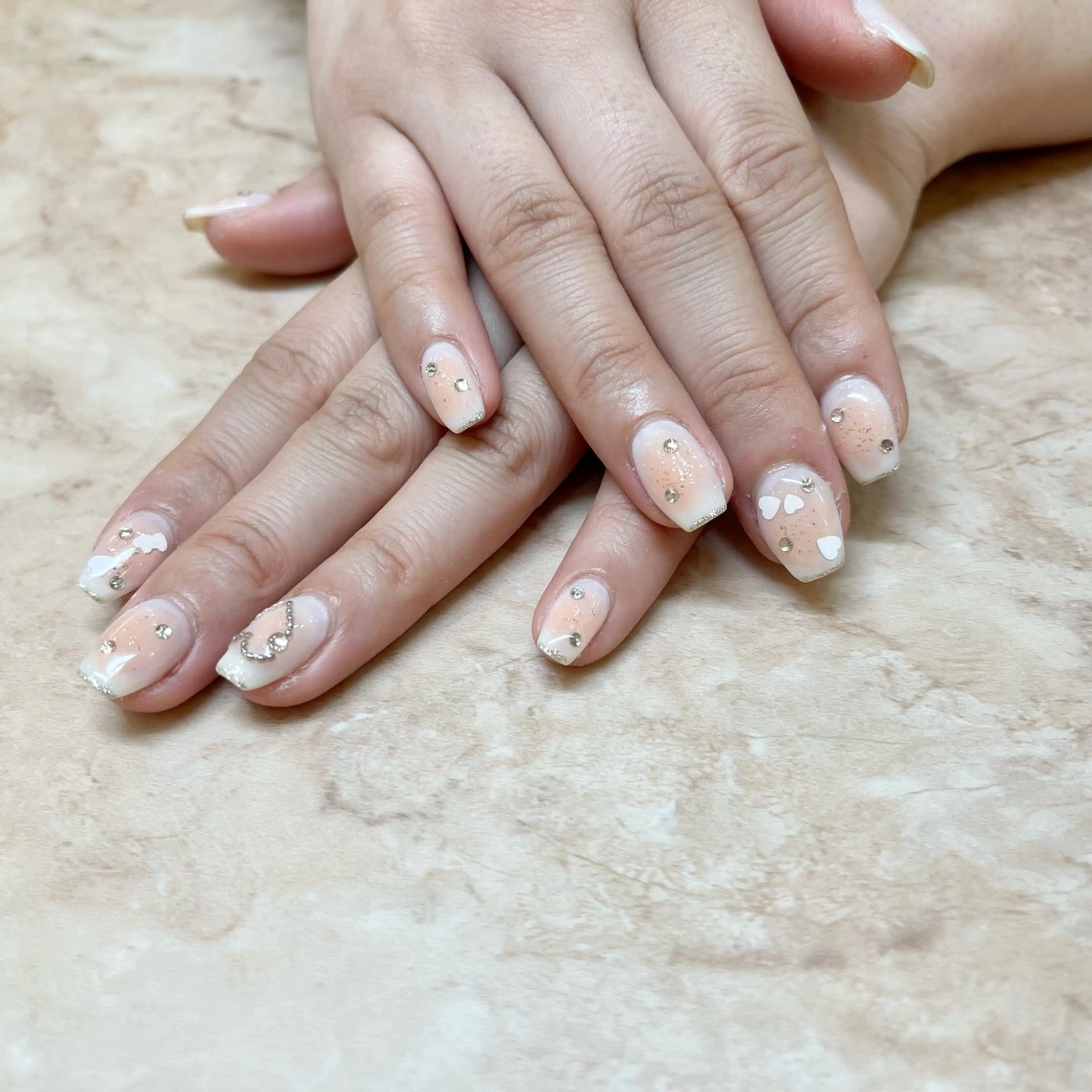 ネイル UnFLAIR KASUMIのネイルデザイン