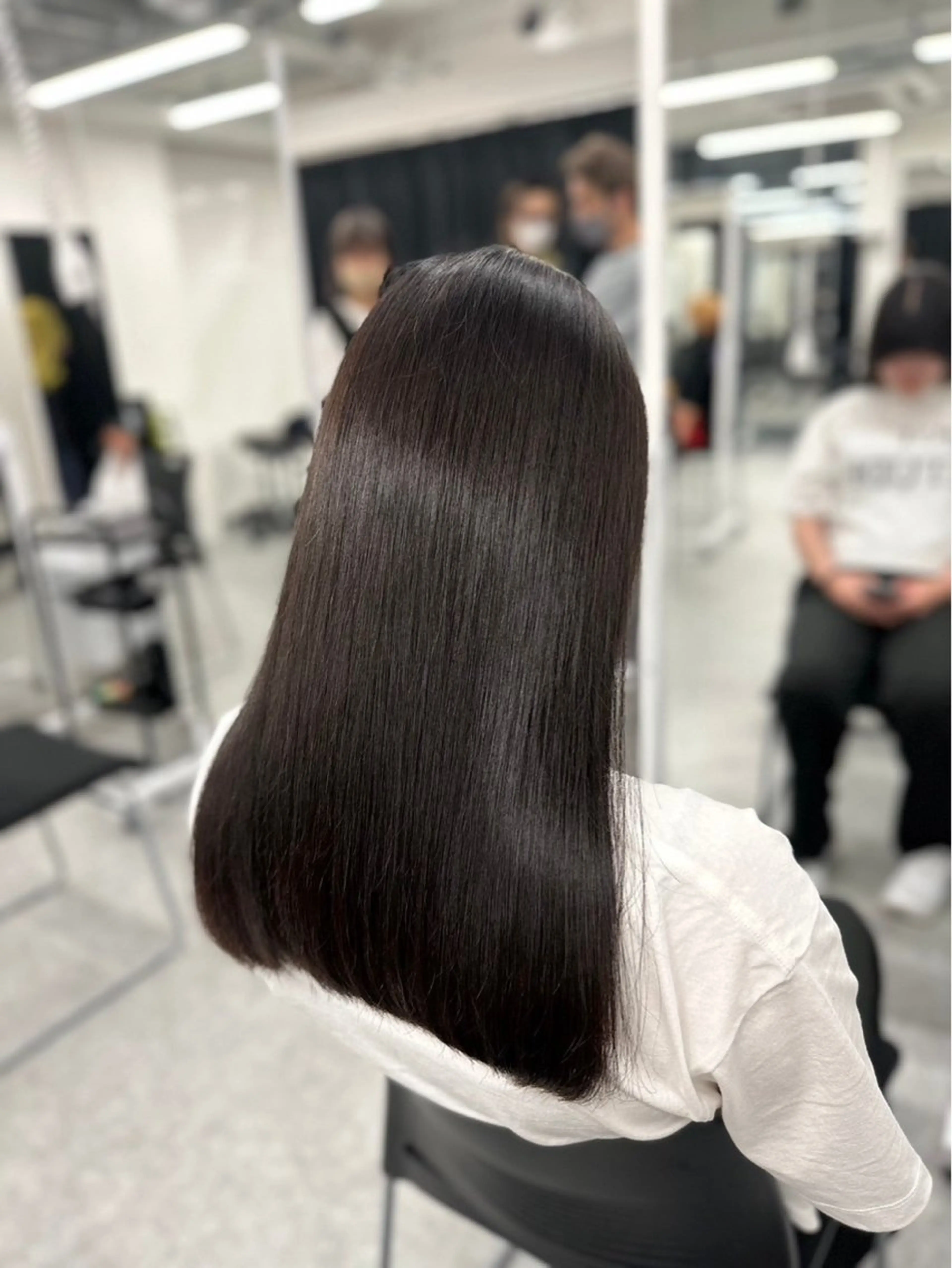 セミロング 髪質改善 トリートメント 縮毛矯正 ヘッドスパ ヘアセット 🫧韓国風透明感 ヘア🫧towaのヘアスタイル