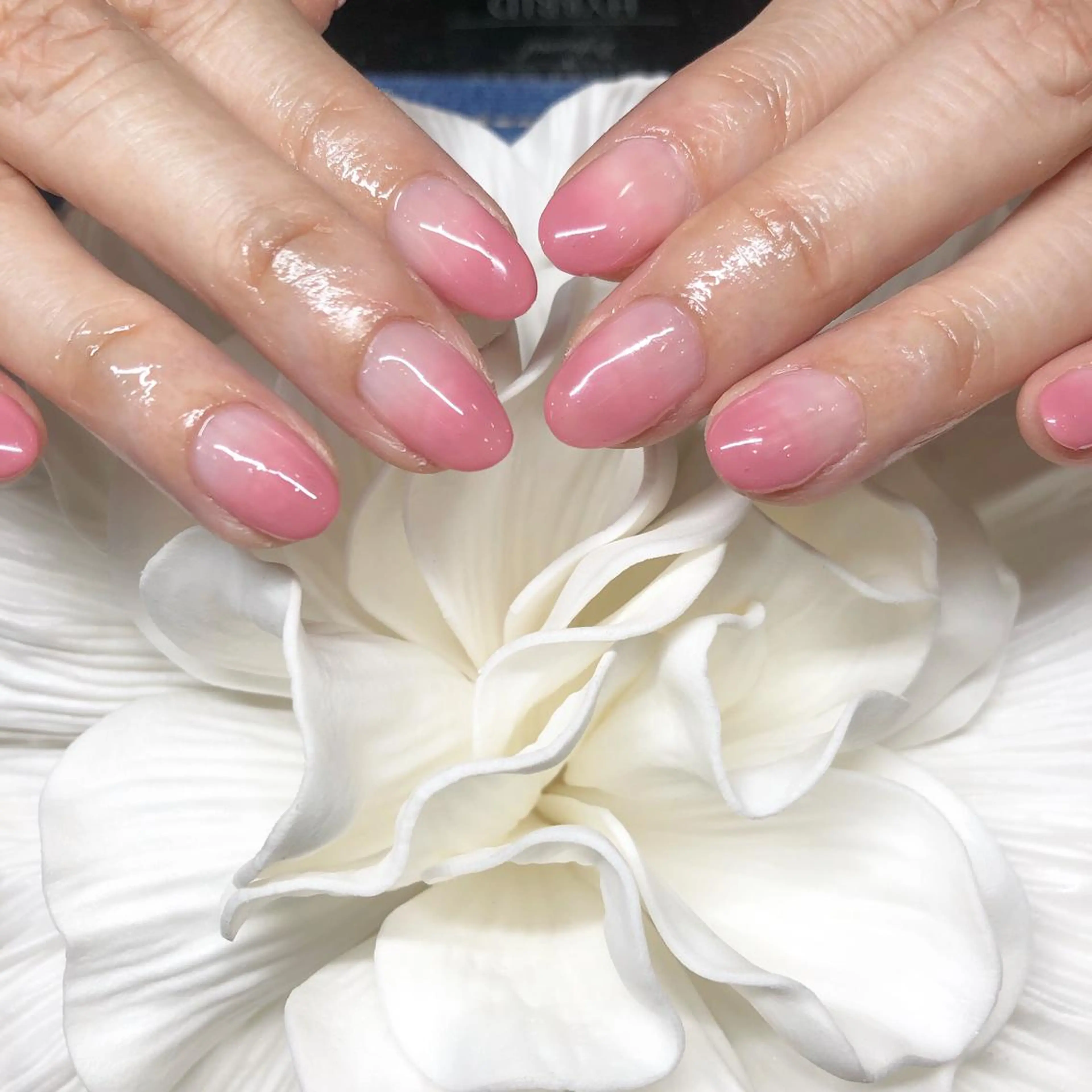 ネイル グラデーション ラメ(グリッター) ラメグラデーション ハンドネイル ëmma nail_ by chulaのネイルデザイン